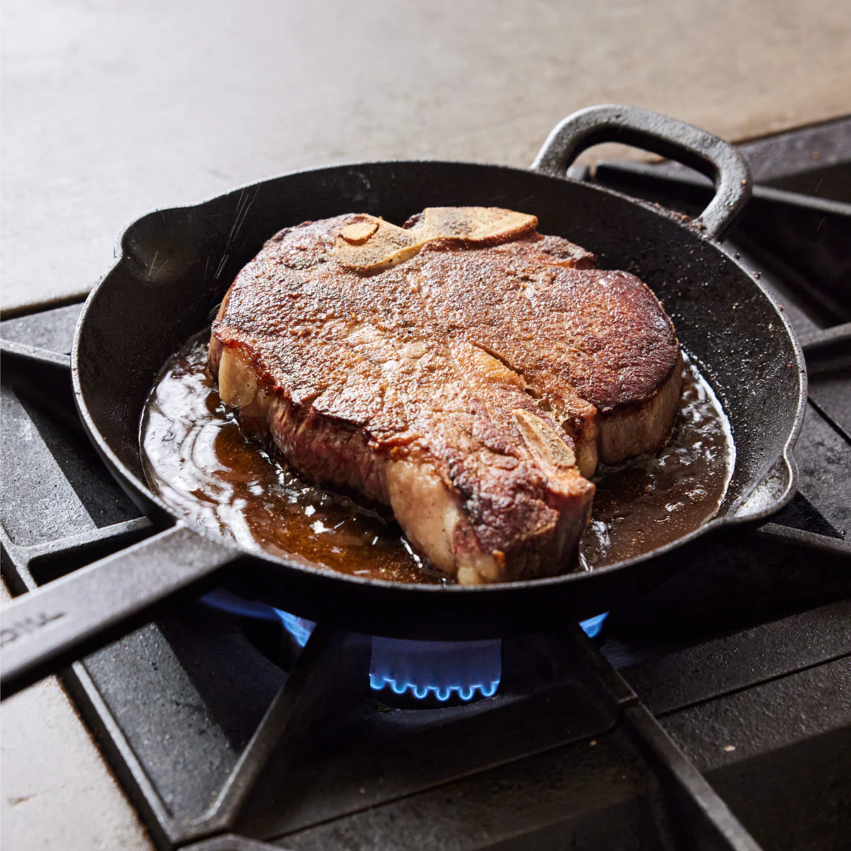 Bobby Flay by GreenPan 10" Cast Iron Frypan - Image 10