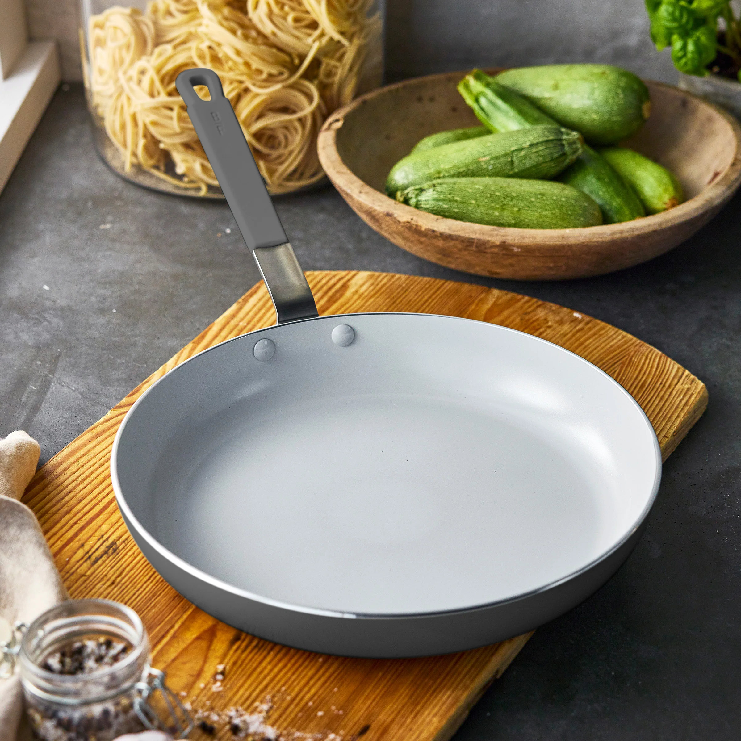 Bobby Flay by GreenPan Professional Ceramic Nonstick 12" Frypan | Graphite - Image 3