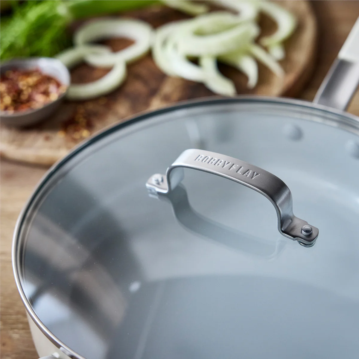 Bobby Flay by GreenPan Professional Ceramic Nonstick 4.5-Quart Sauté Pan with Lid | Cream - Image 6