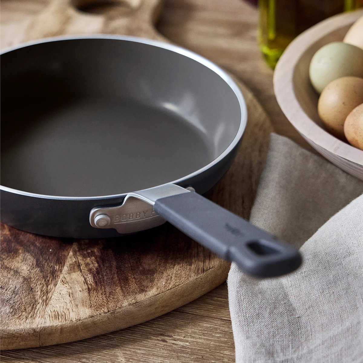 Bobby Flay by GreenPan Professional Ceramic Nonstick 8" Frypan | Black - Image 5