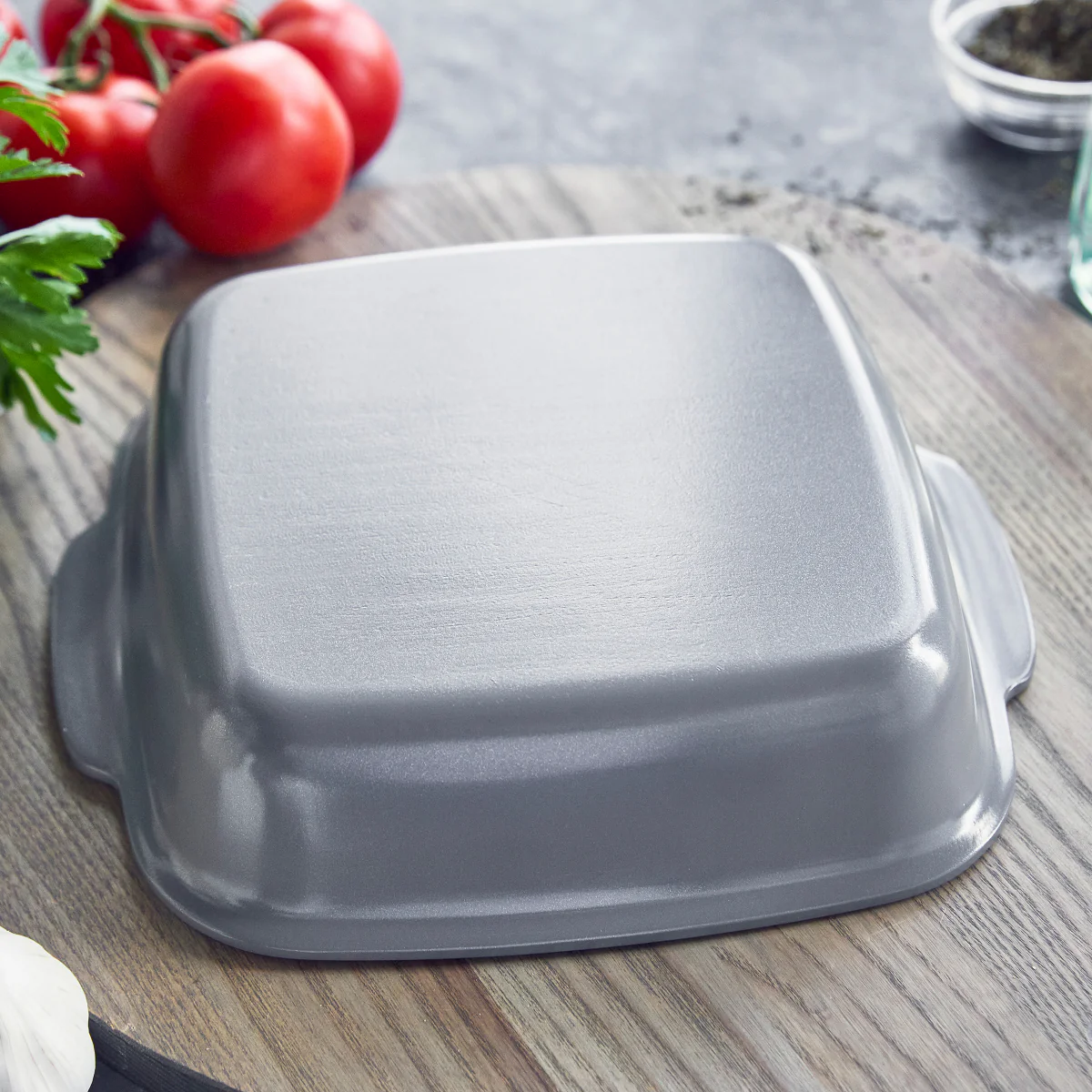 Premiere Ovenware Ceramic Nonstick 8" x 8" Square Baker - Image 5