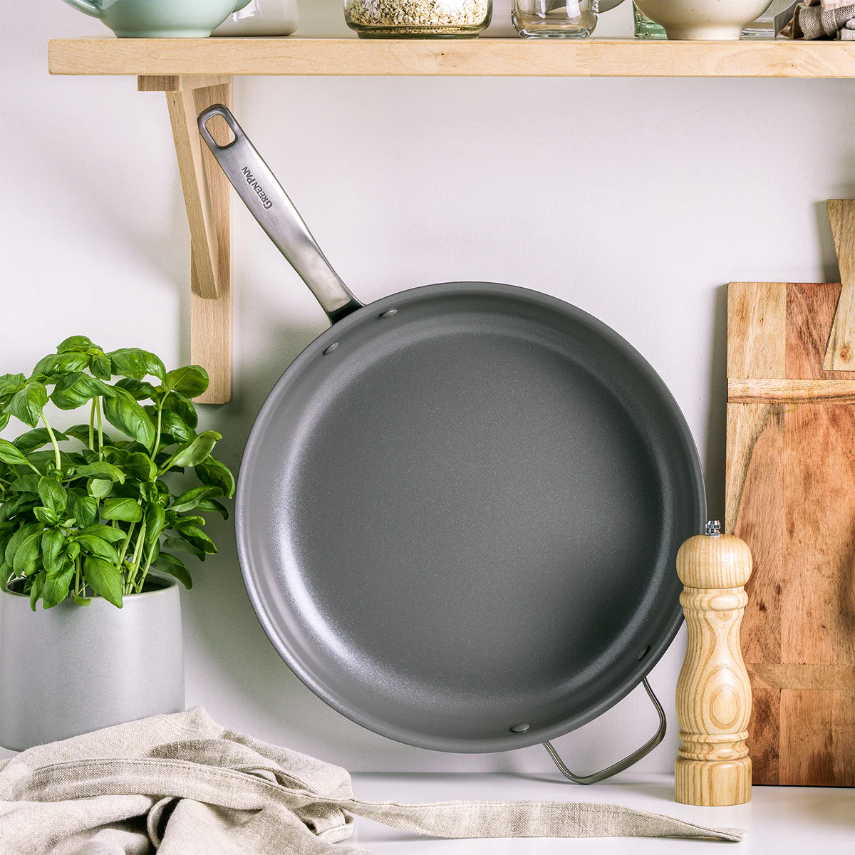 Chatham Ceramic Nonstick 13.5" Frypan - Image 2