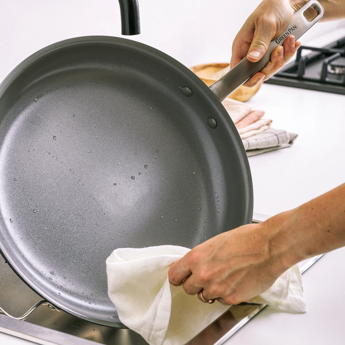 Chatham Ceramic Nonstick 10" Frypan - Image 9