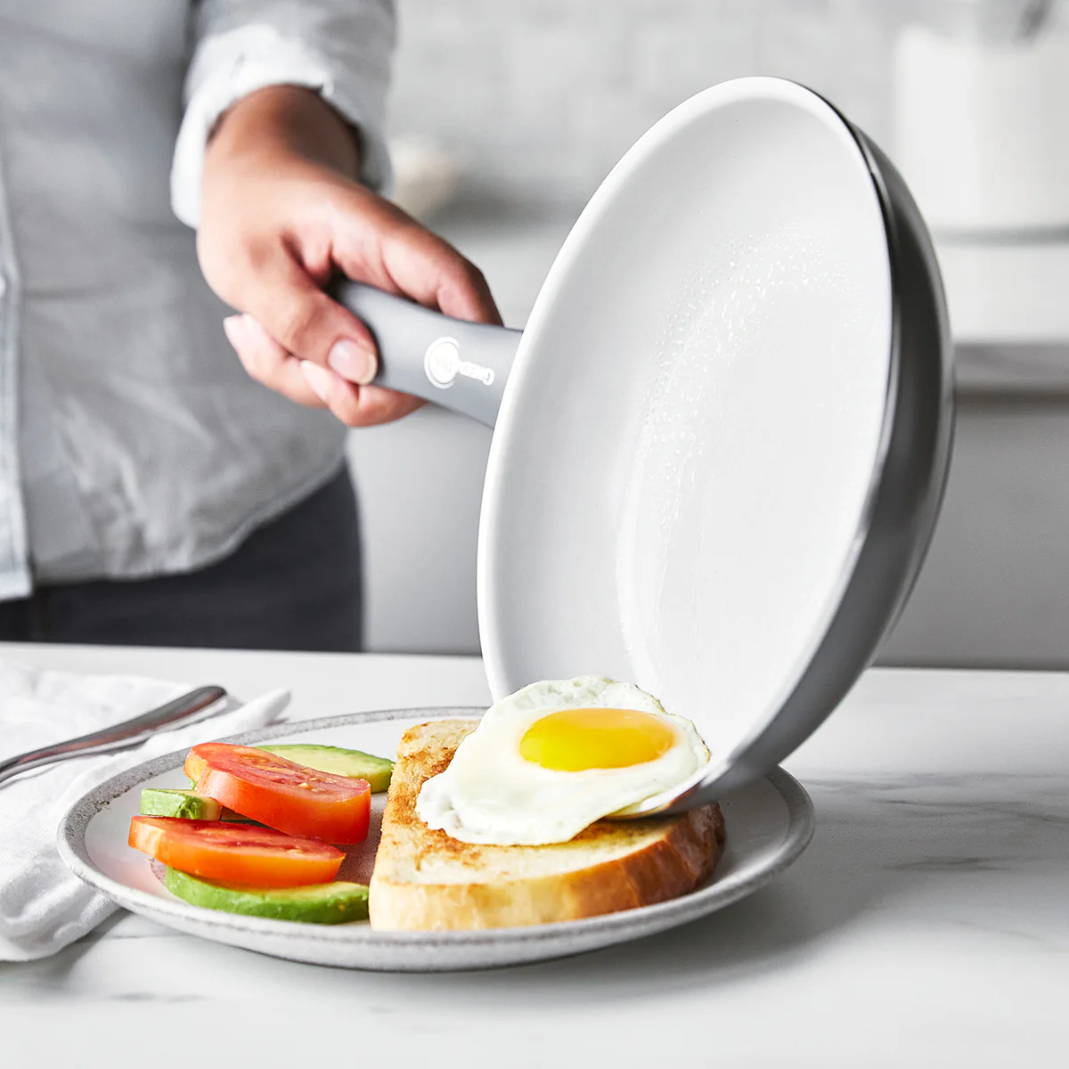 Dover Ceramic Nonstick 8" Frypan - Image 3