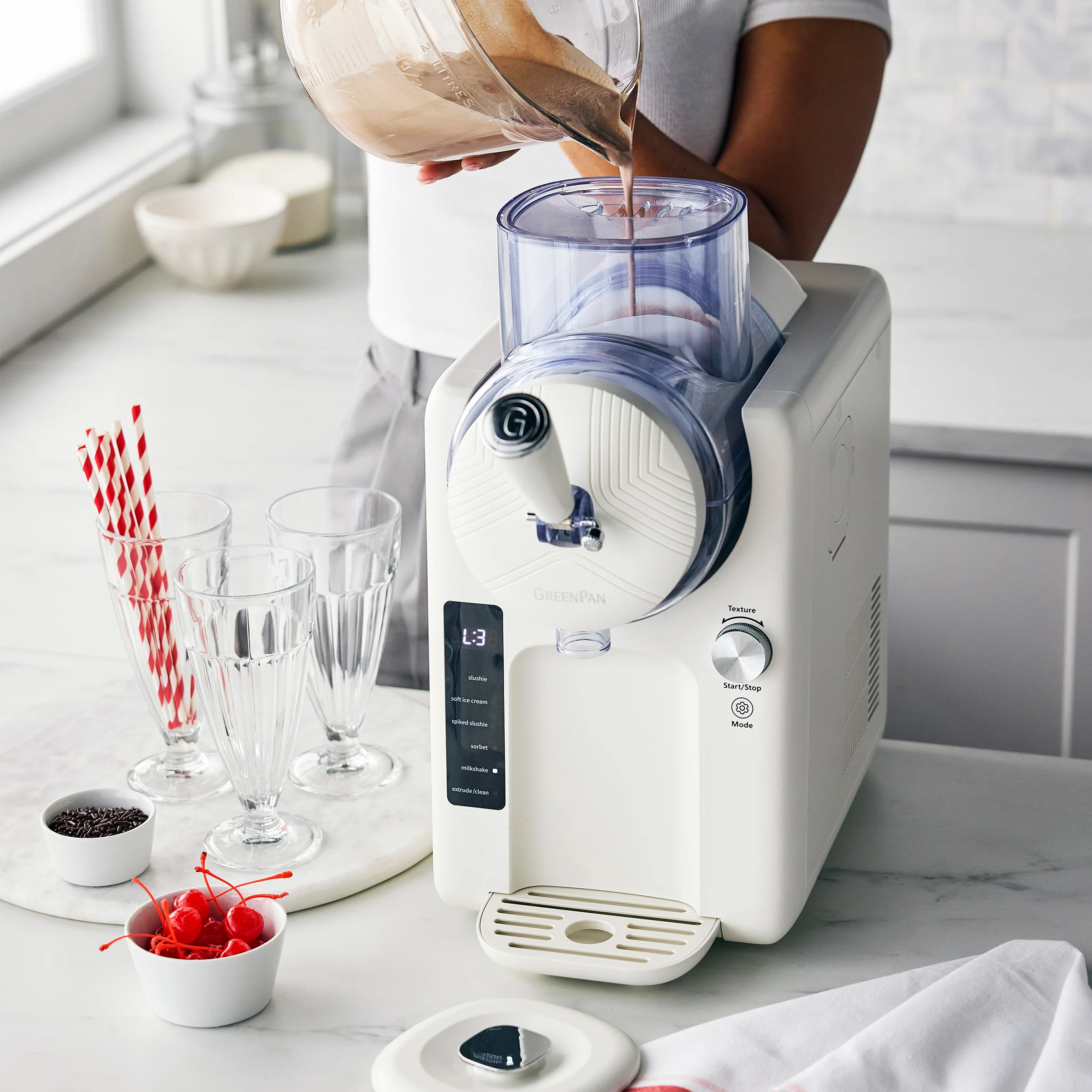 Frost Classic 15-in-1 Ice Cream & Frozen Drink Maker | Cream - Image 13