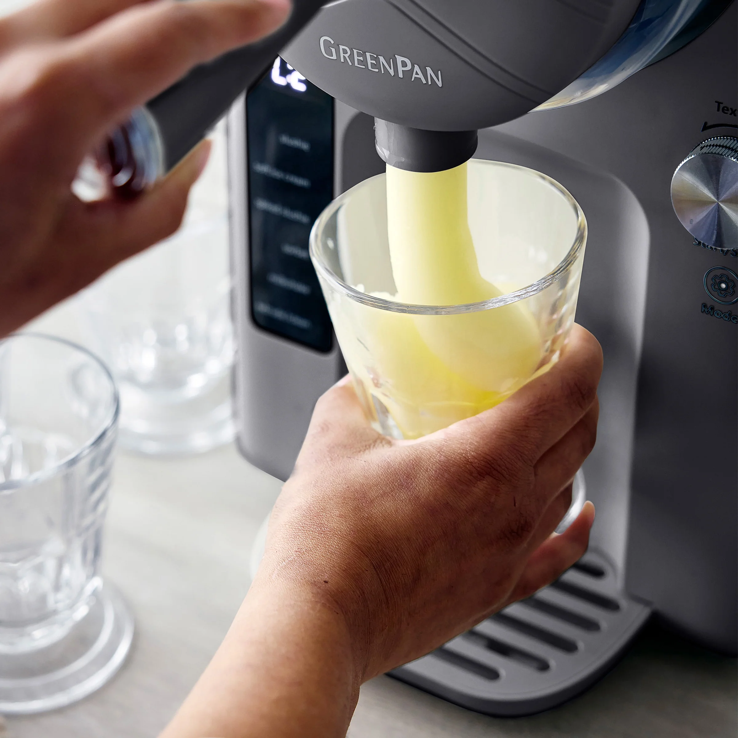 Frost Classic 15-in-1 Ice Cream & Frozen Drink Maker | Licorice - Image 18