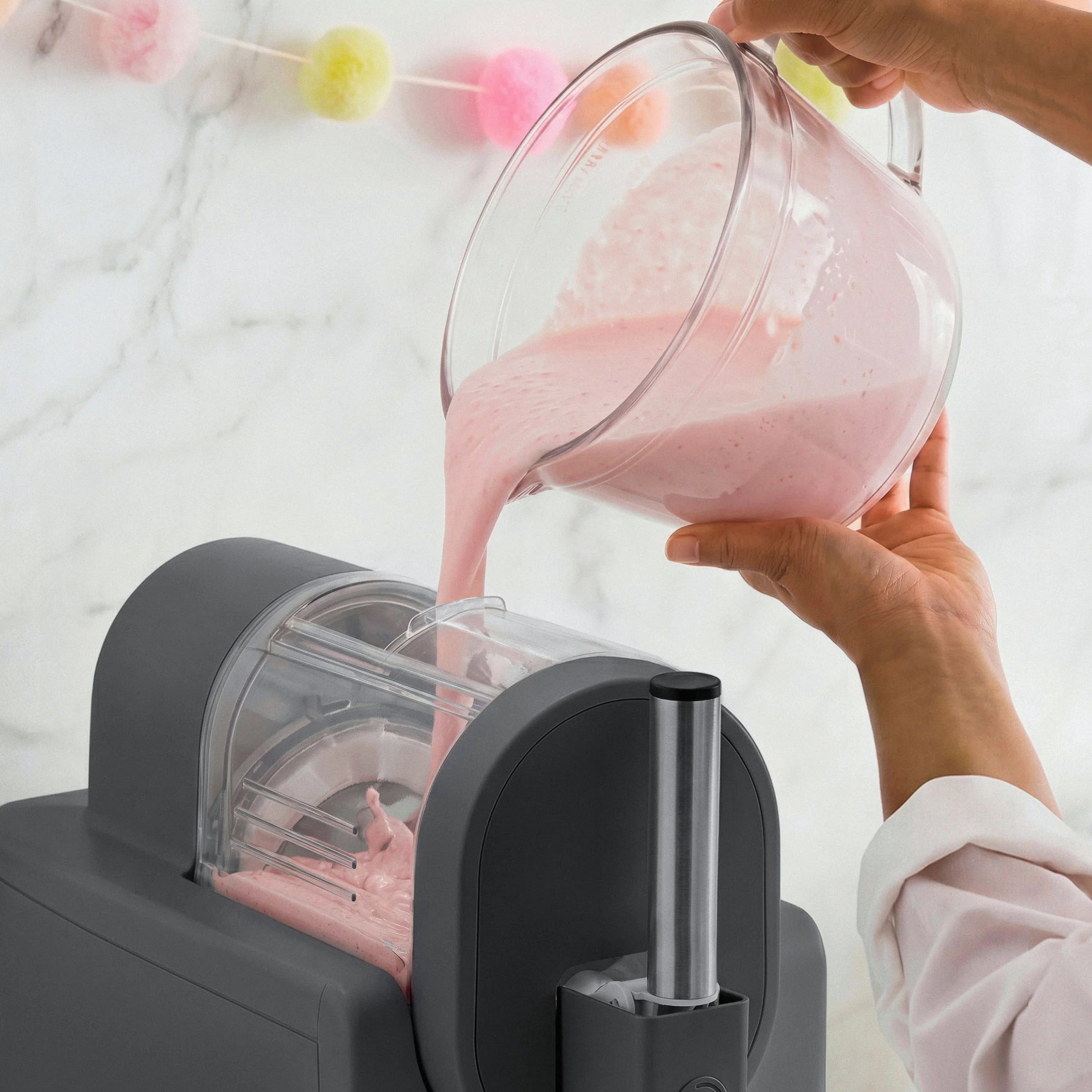 Frost Pro 16-in-1 Ice Cream, Gelato & Frozen Drink Maker | Licorice - Image 7
