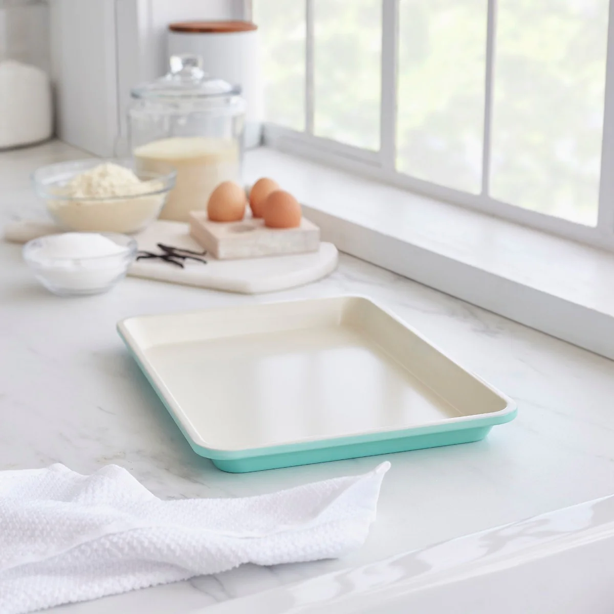 GreenLife Ceramic Nonstick 13" x 9" Cookie Sheet Set - Image 3