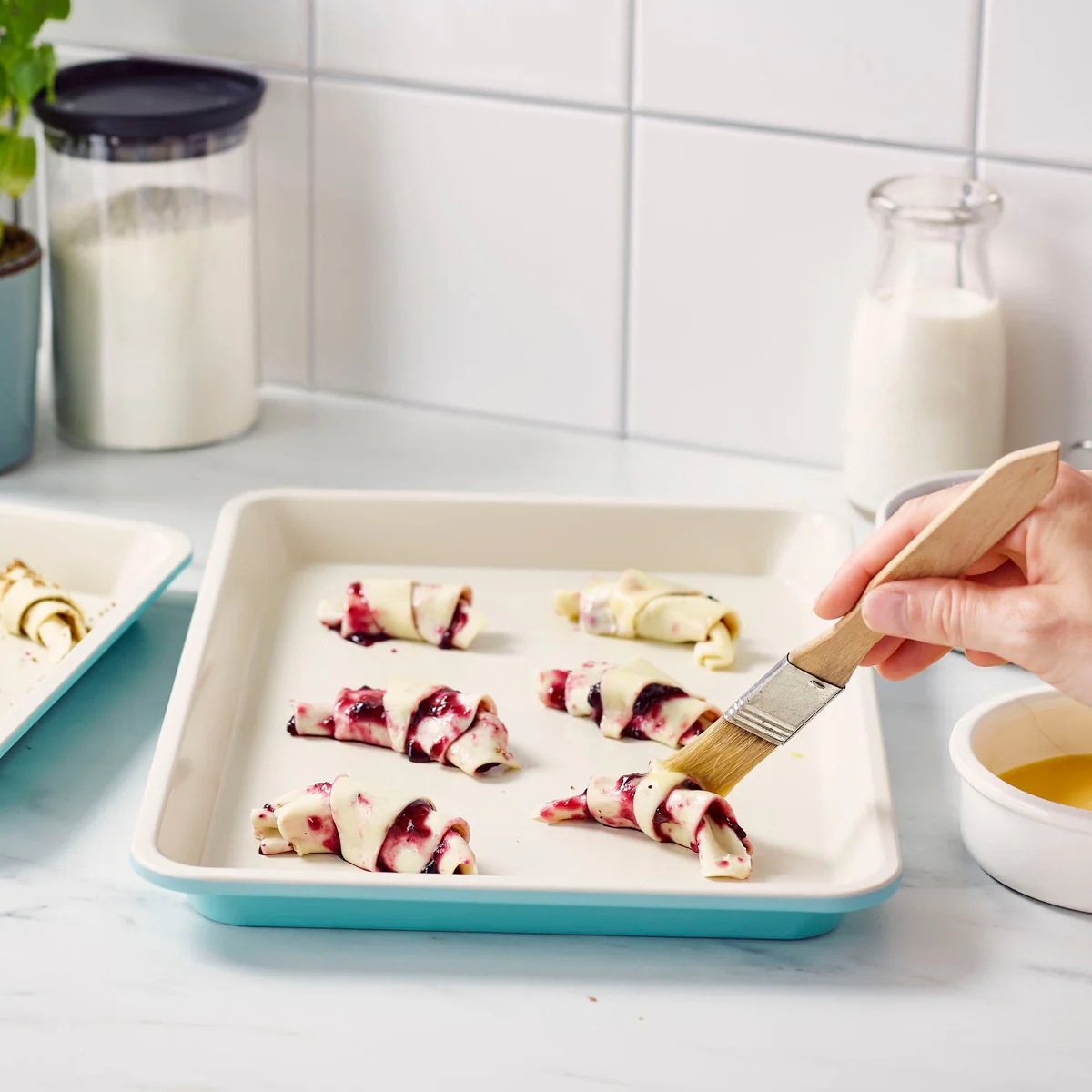 GreenLife Ceramic Nonstick 13" x 9" Cookie Sheet Set - Image 4