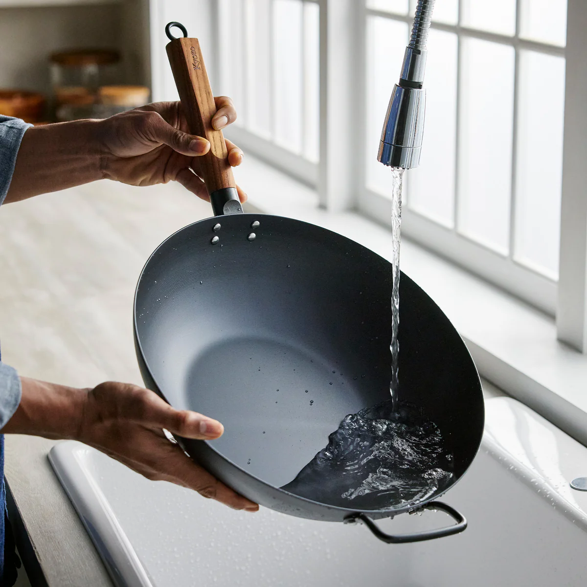 Kyoto Carbon Steel 14" Wok - Image 8