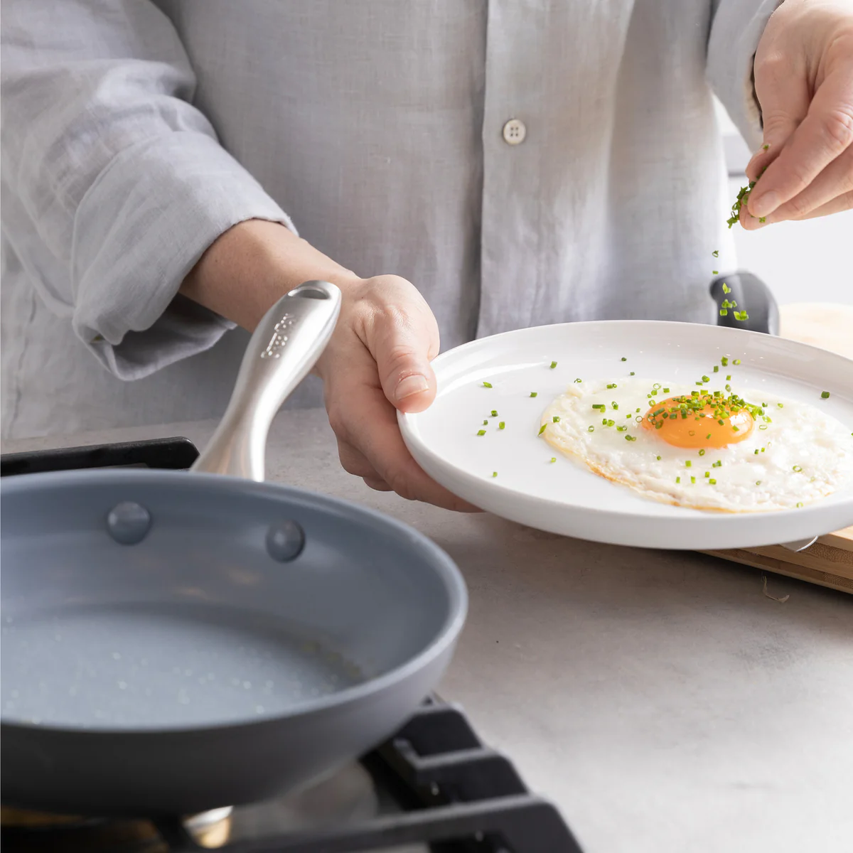 Lima Ceramic Nonstick 8" Frypan - Image 7