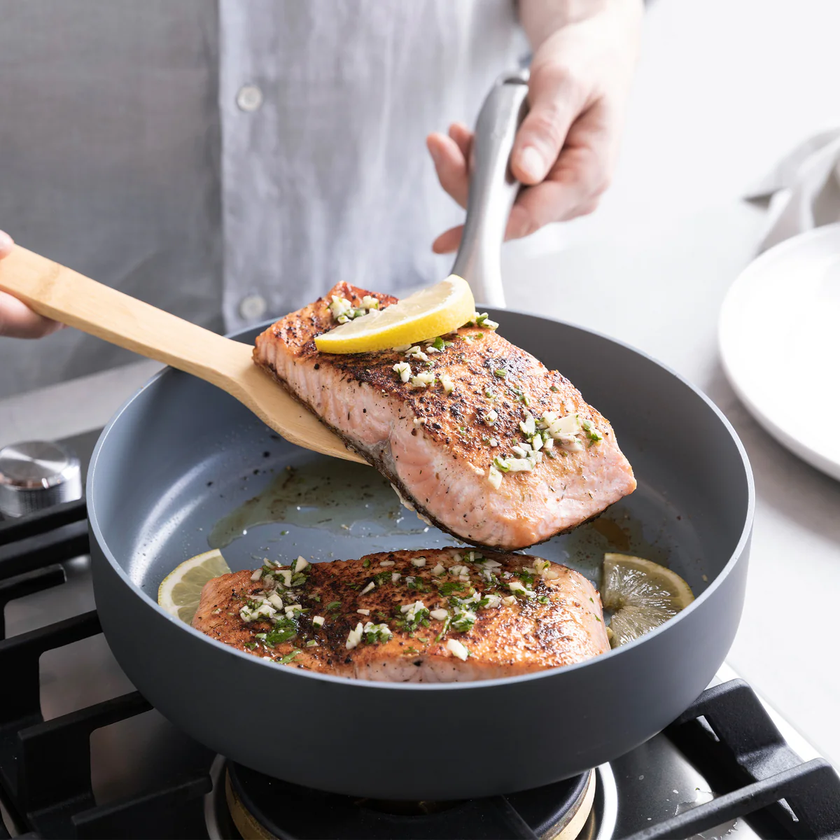 Lima Ceramic Nonstick 12-Piece Cookware Set - Image 4