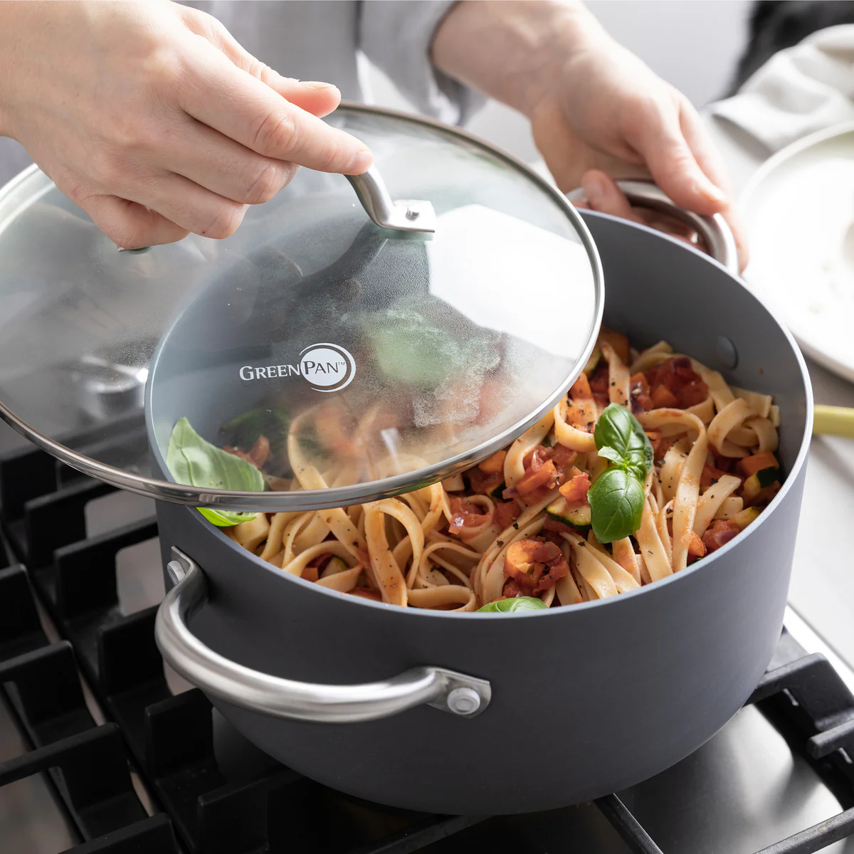 Lima Ceramic Nonstick 12-Piece Cookware Set - Image 6