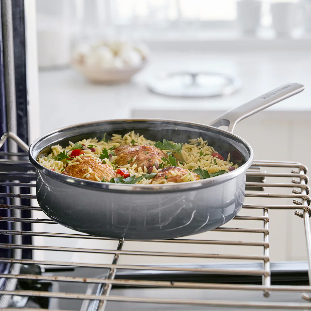Merten & Storck Steel Core Enameled 2-Quart Sauté Pan with Lid | Cloud Gray - Image 4