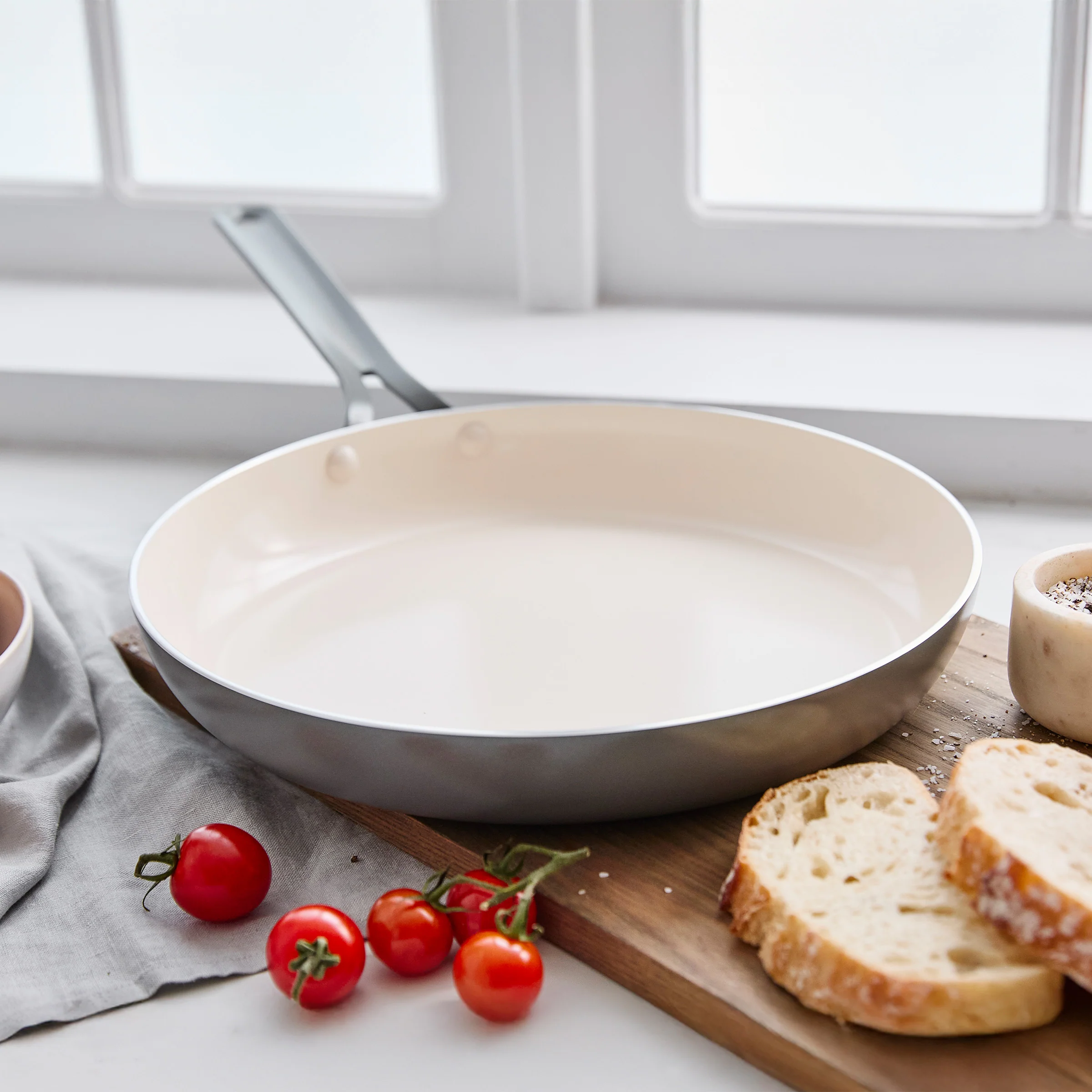 Nova Gallery Ceramic Nonstick 12" Frypan | Gray - Image 2