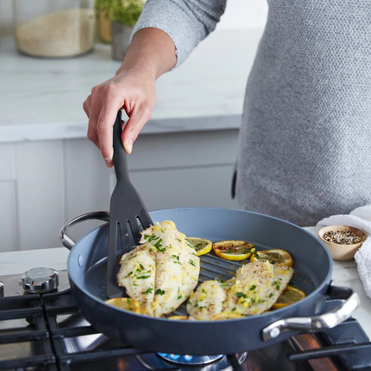 Platinum Silicone Fish Turner | Gray - Image 4