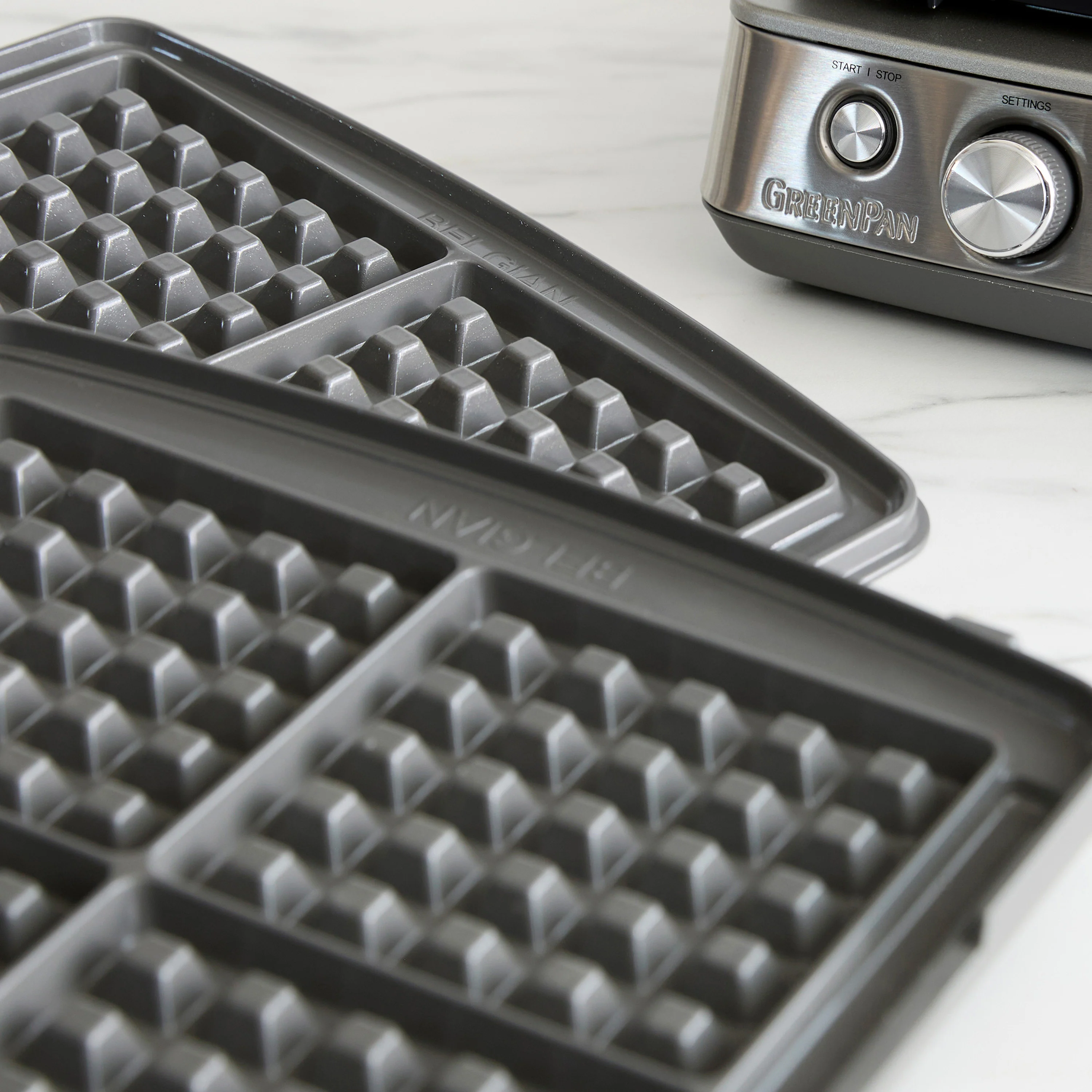 Elite Ceramic Nonstick 4-Square Waffle Maker | Premiere Stainless Steel - Image 4