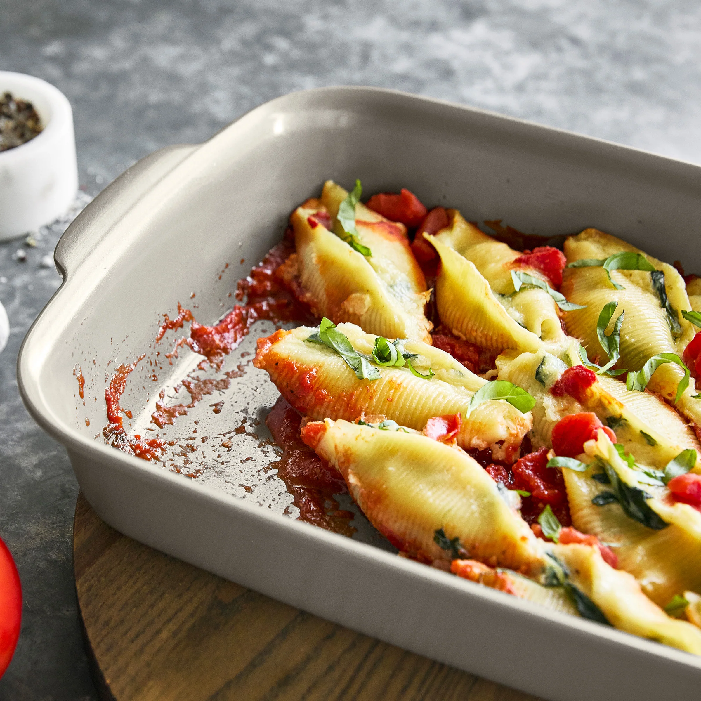 Premiere Ovenware Ceramic Nonstick 2-Piece Cake Pan Set | Taupe - Image 6