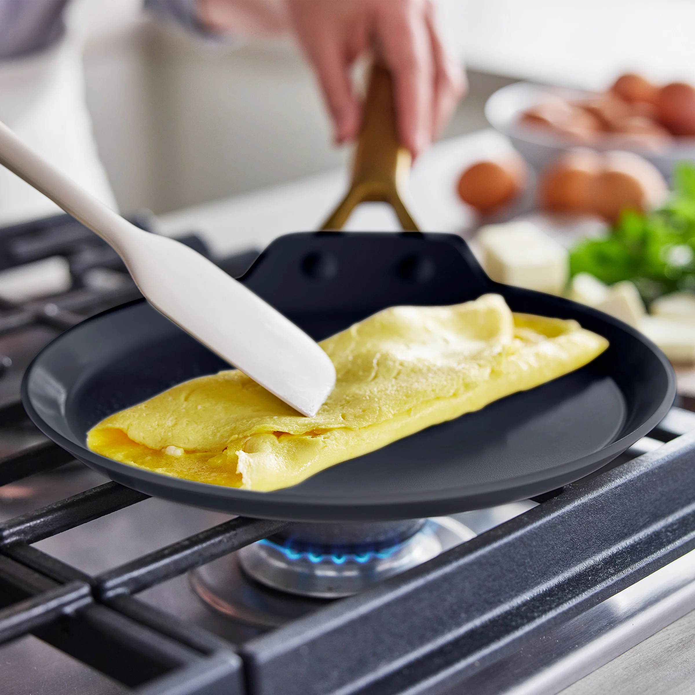 Reserve Pro Ceramic Nonstick 10" Crepe Pan | Black - Image 3