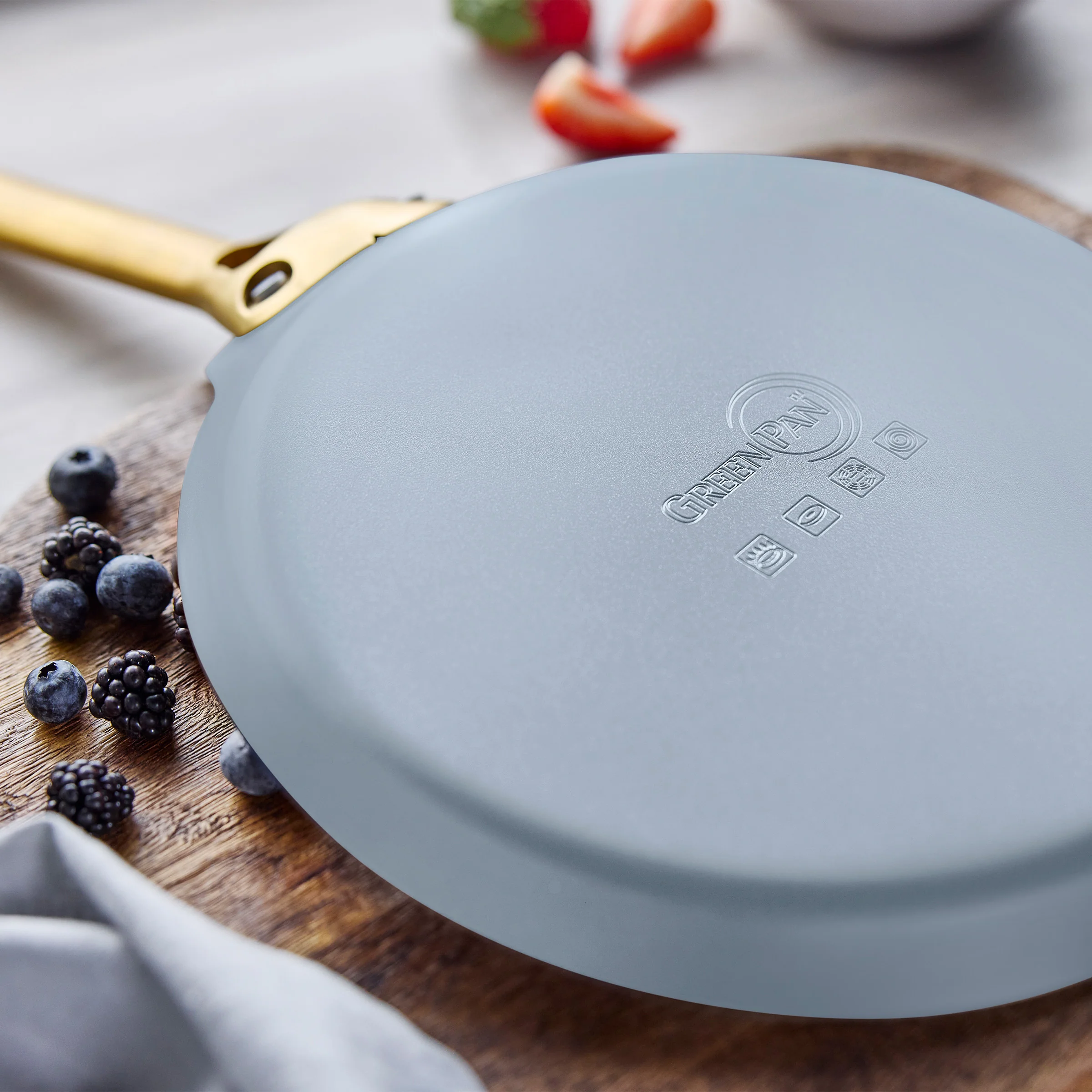 Reserve Pro Ceramic Nonstick 10" Crepe Pan | Glacier - Image 4