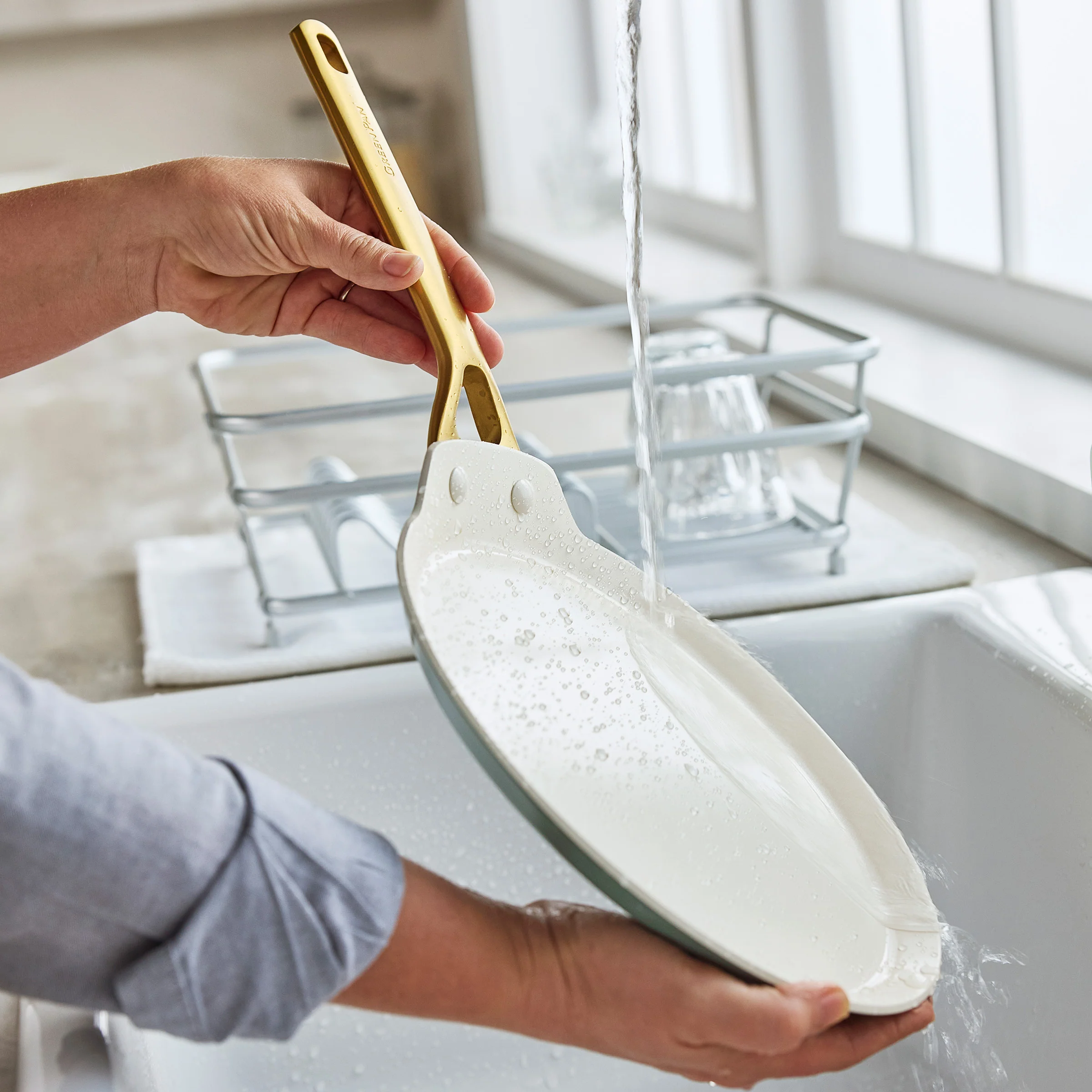 Reserve Pro Ceramic Nonstick 10" Crepe Pan | Moss - Image 9