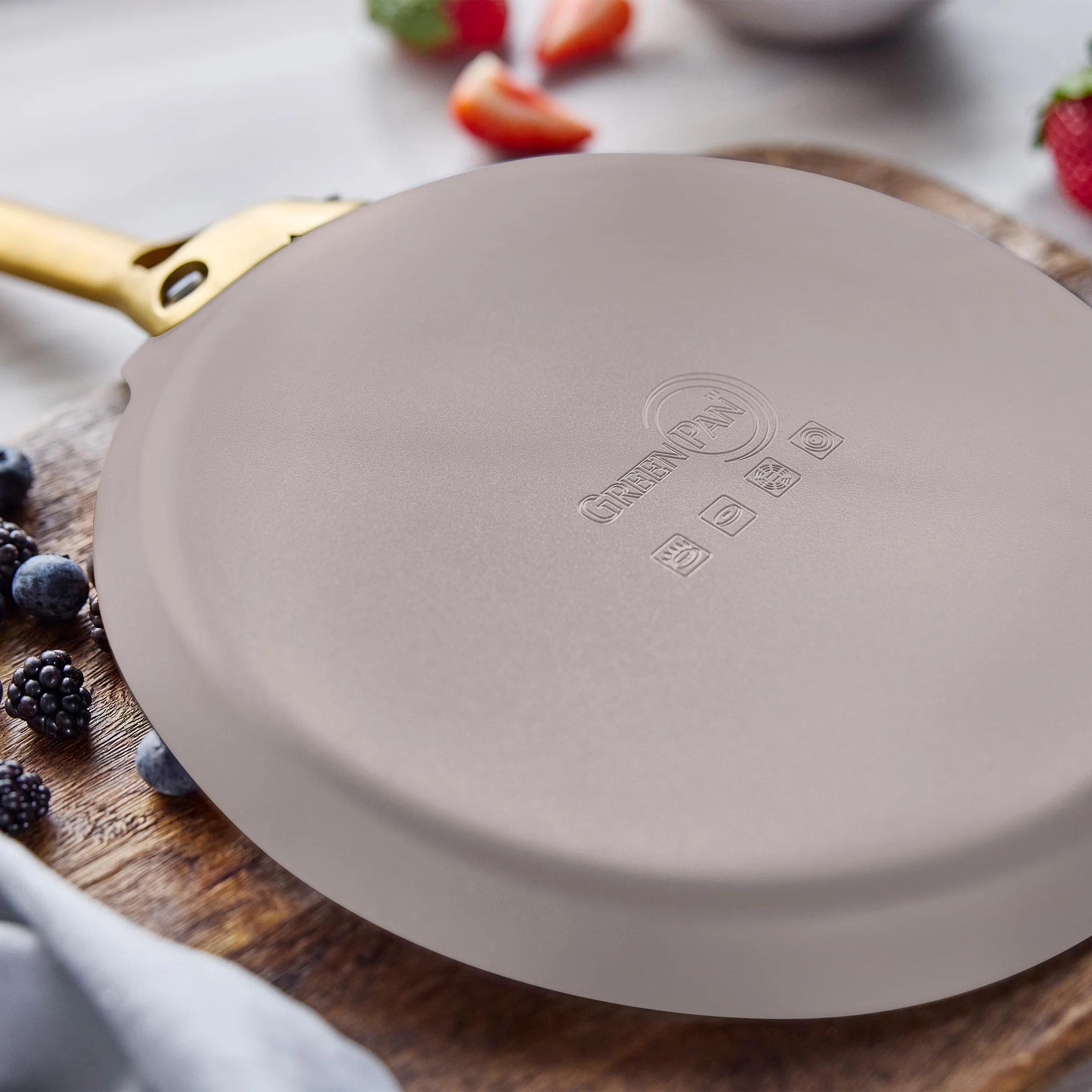 Reserve Pro Ceramic Nonstick 10" Crepe Pan | Oyster - Image 4