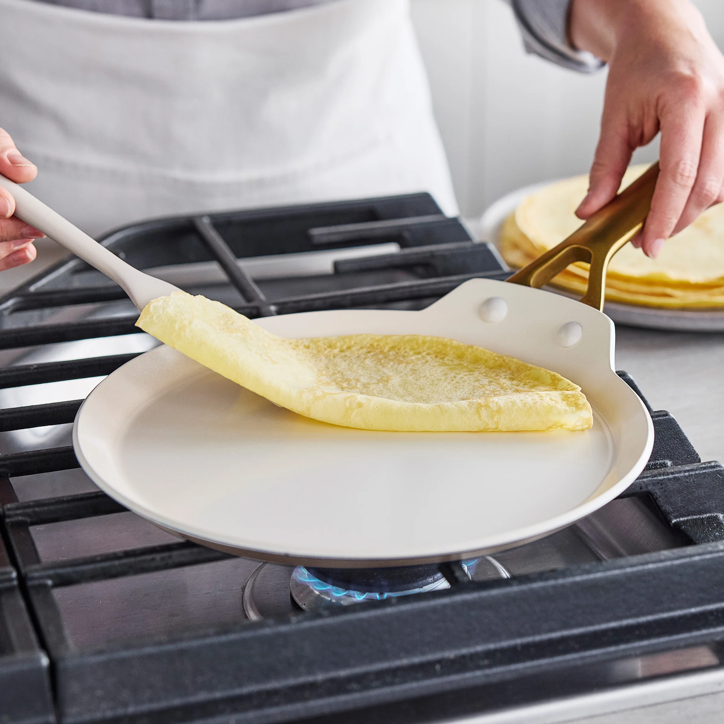 Reserve Pro Ceramic Nonstick 10" Crepe Pan | Oyster - Image 7