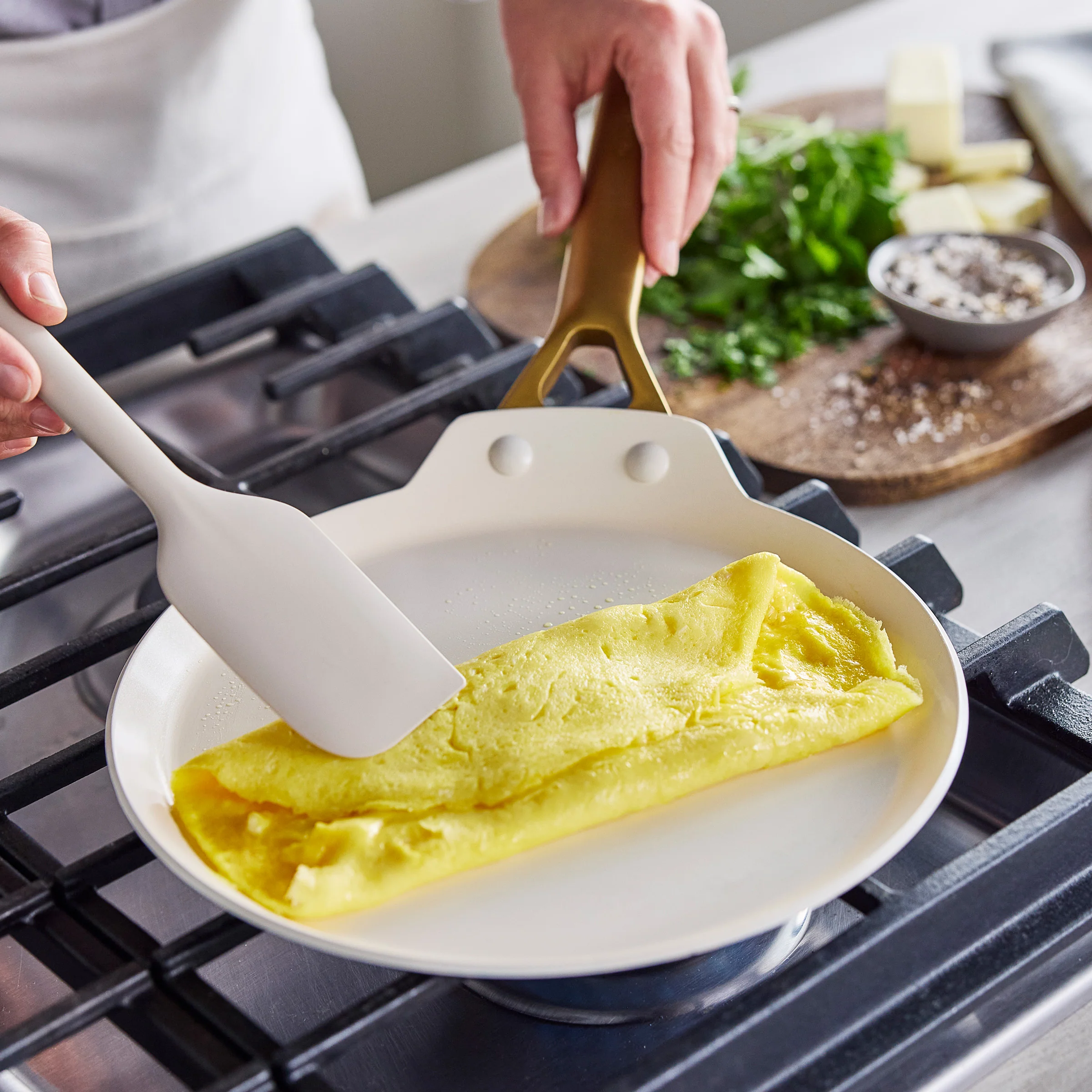 Reserve Pro Ceramic Nonstick 11-Piece Cookware Set | Moss - Image 10