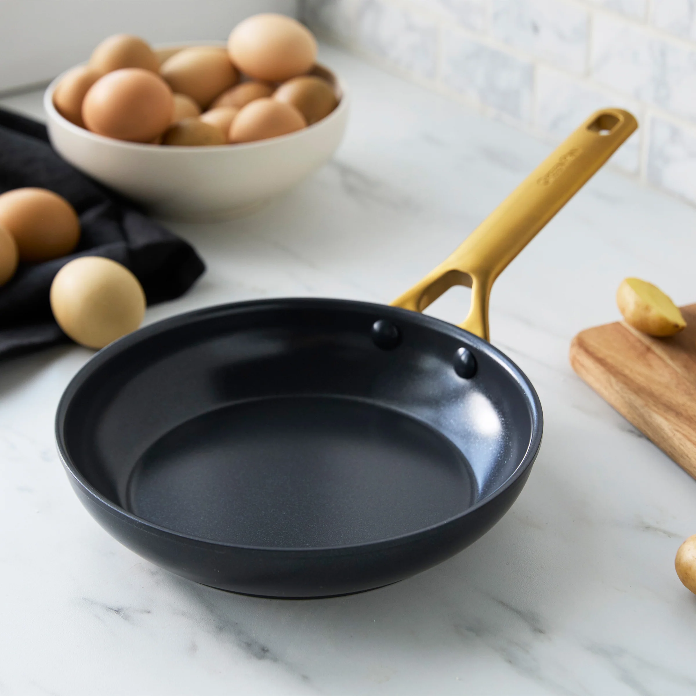 Reserve Pro Ceramic Nonstick 8" Frypan | Black - Image 2