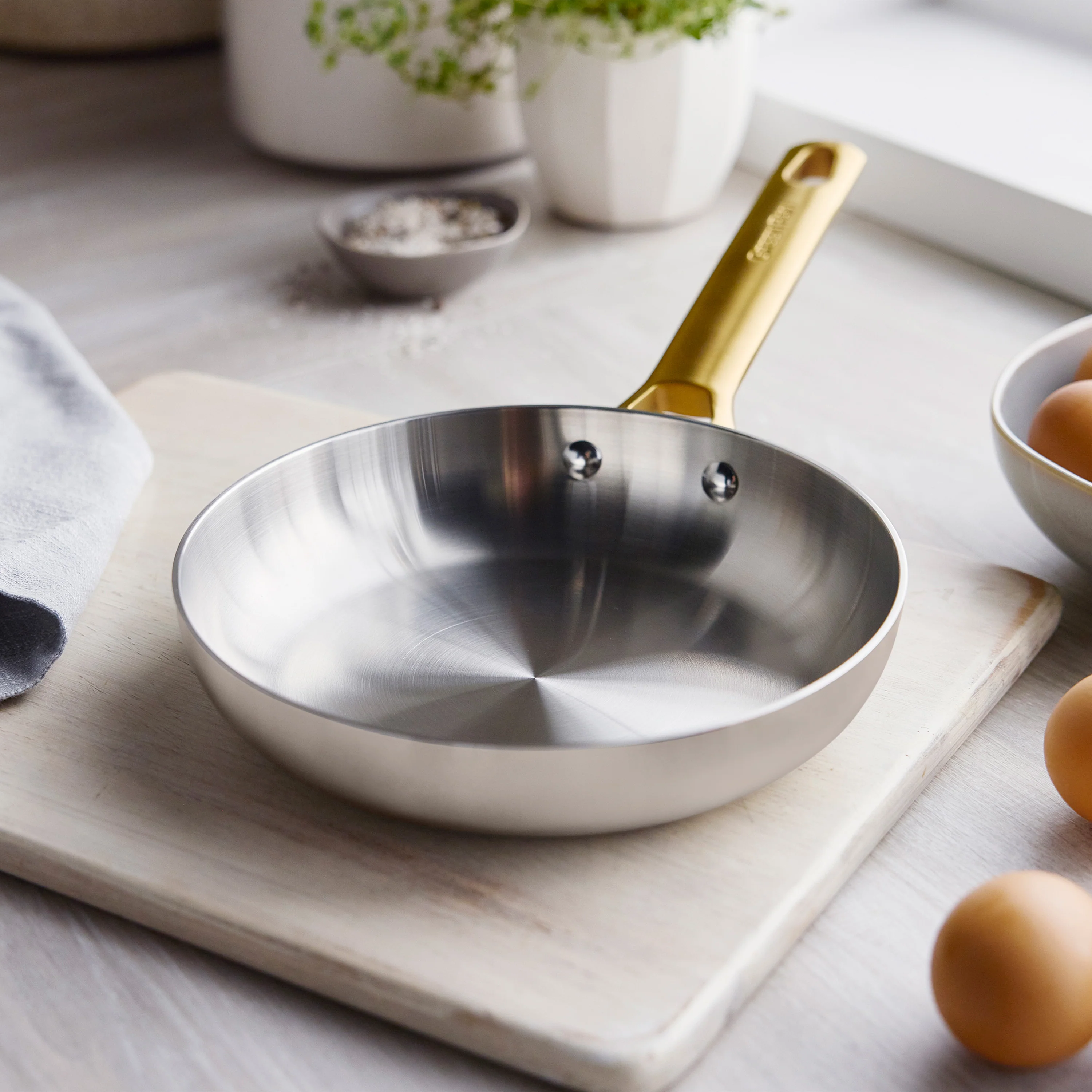 Reserve Pro Uncoated Stainless Steel 8" Frypan | Cream - Image 2