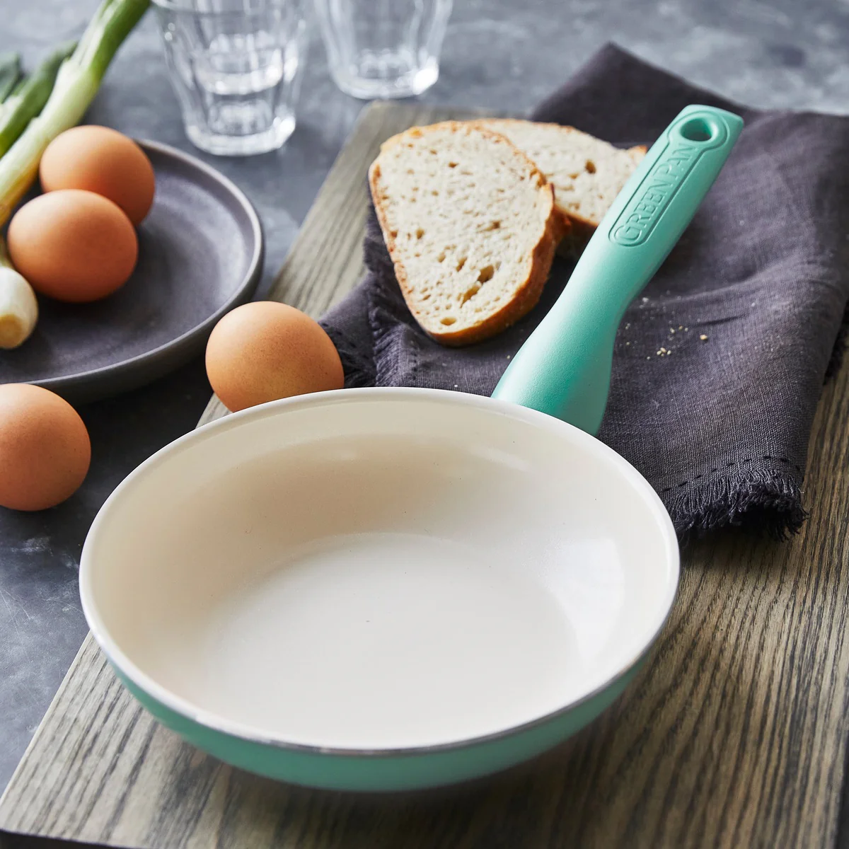 Rio Ceramic Nonstick 7", 9.5" and 11" Frypan Set | Turquoise - Image 8