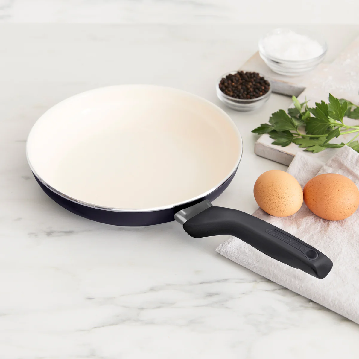 Rio Ceramic Nonstick 8" Frypan with Spatula | Black - Image 2