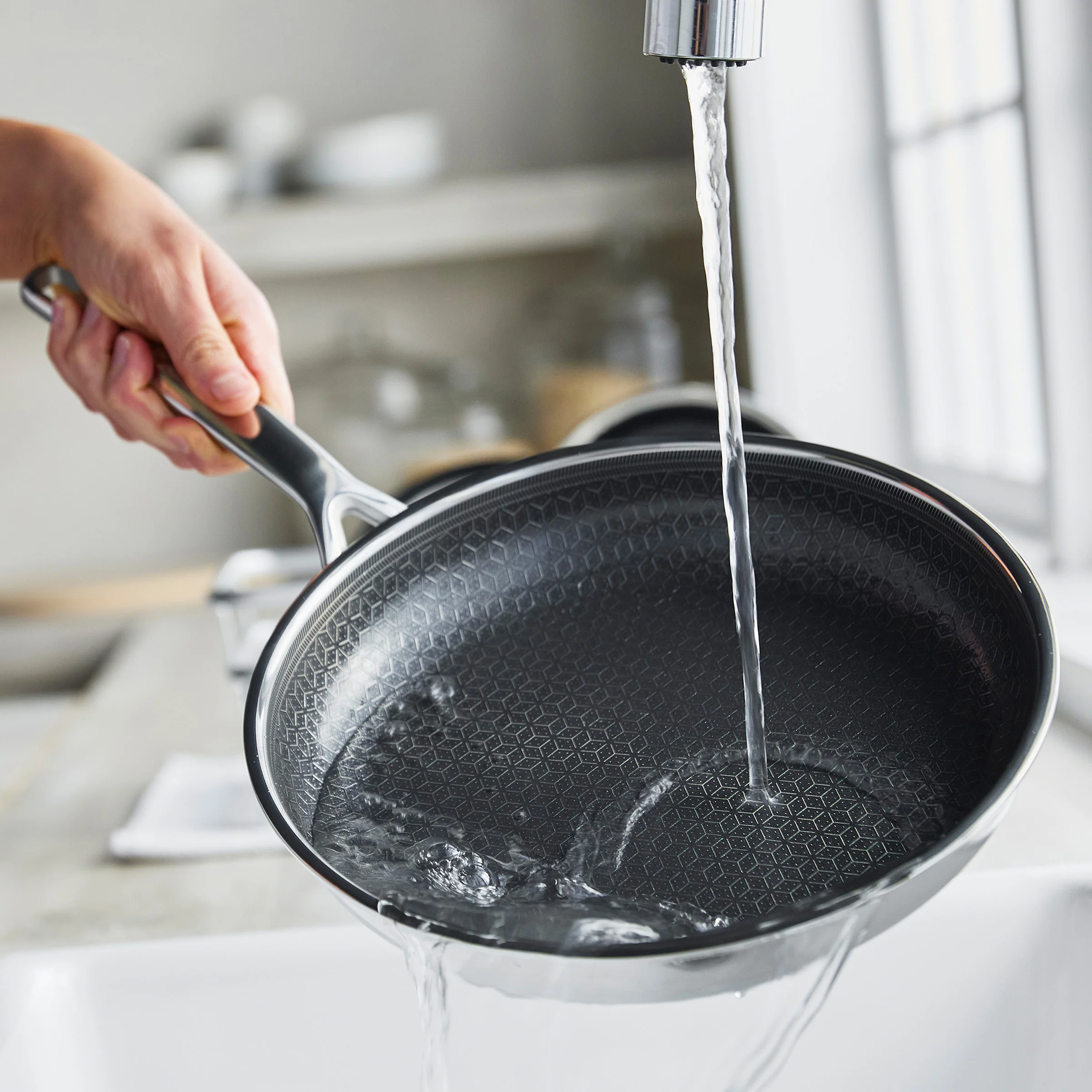 Spectra Thermobond Hybrid Ceramic Nonstick 10" and 12" Frypan Set - Image 13
