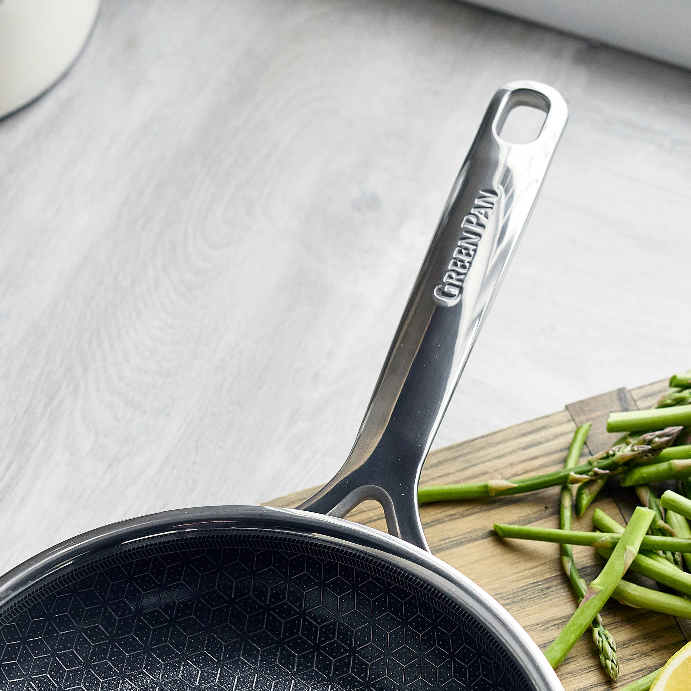 Spectra Thermobond Hybrid Ceramic Nonstick 8" Frypan - Image 7