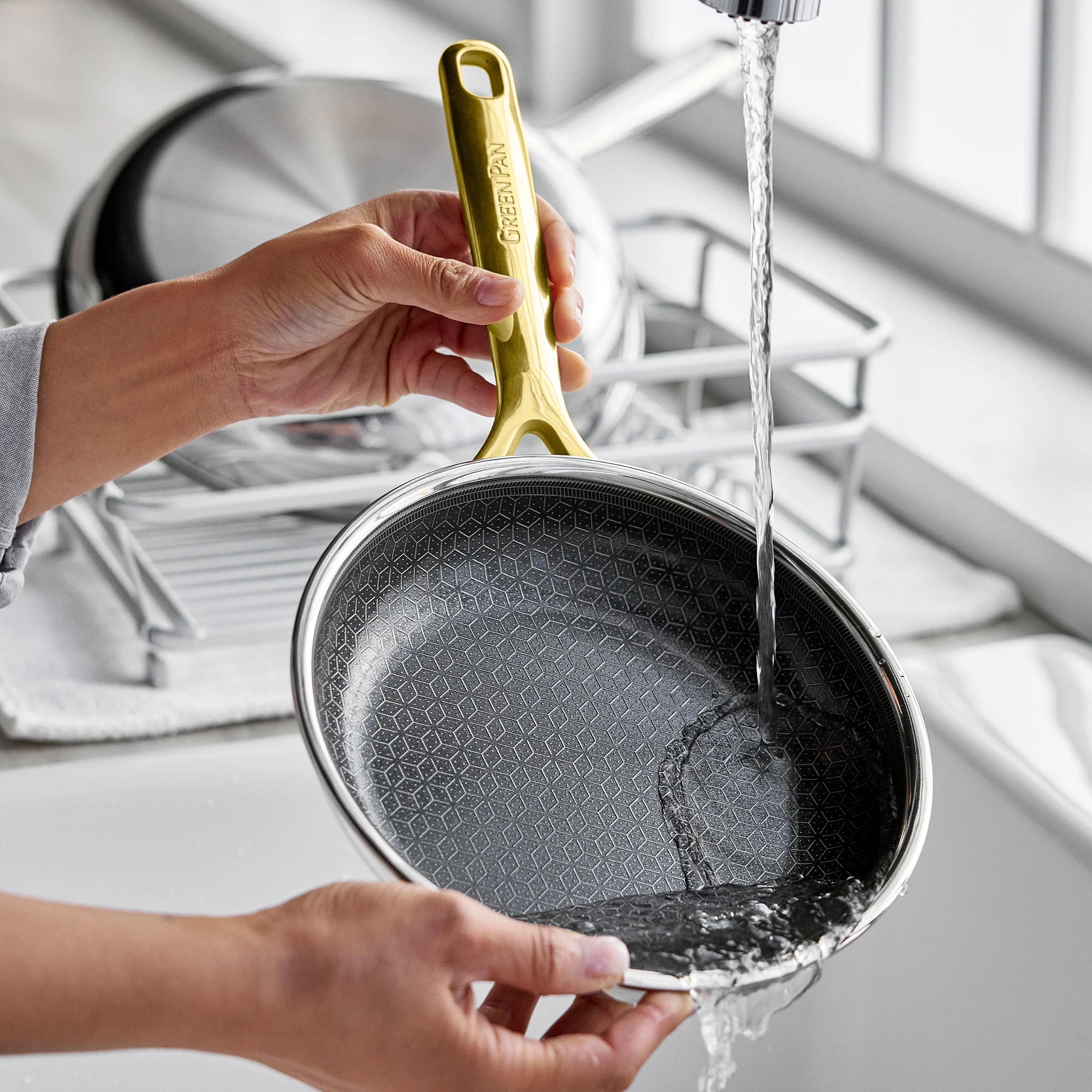 Spectra Gold Thermobond Hybrid Ceramic Nonstick 8", 10" and 12" Frypan Set - Image 12