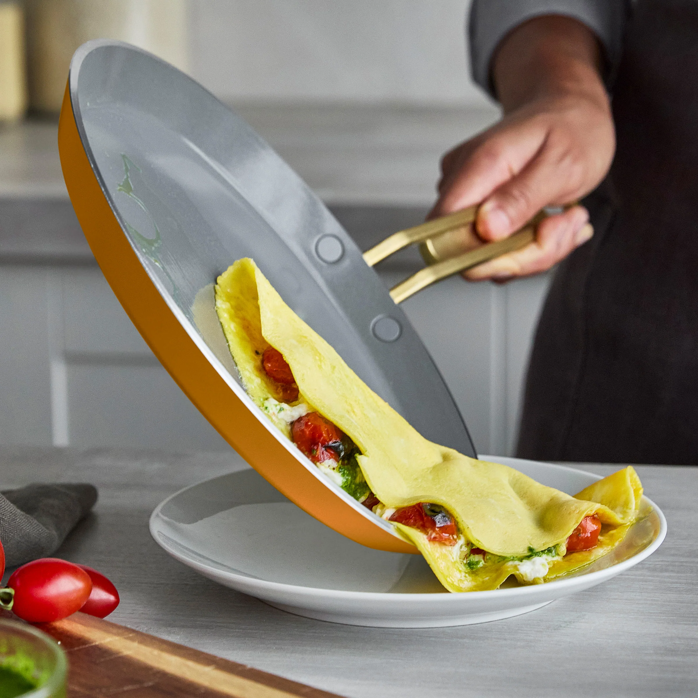 Stanley Tucci™ Ceramic Nonstick 10" Crepe and Omelette Pan | Roma Gold - Image 4
