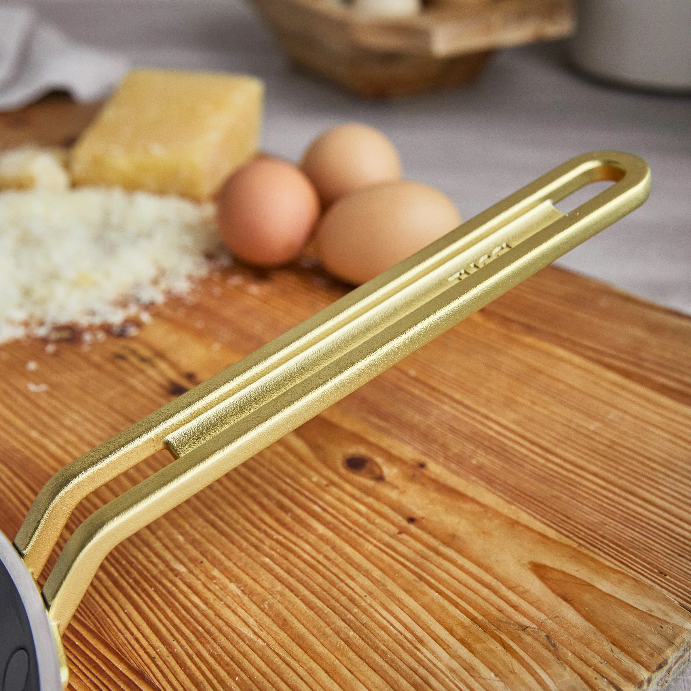 Stanley Tucci™ Ceramic Nonstick 10" Crepe and Omelette Pan | Roma Gold - Image 8
