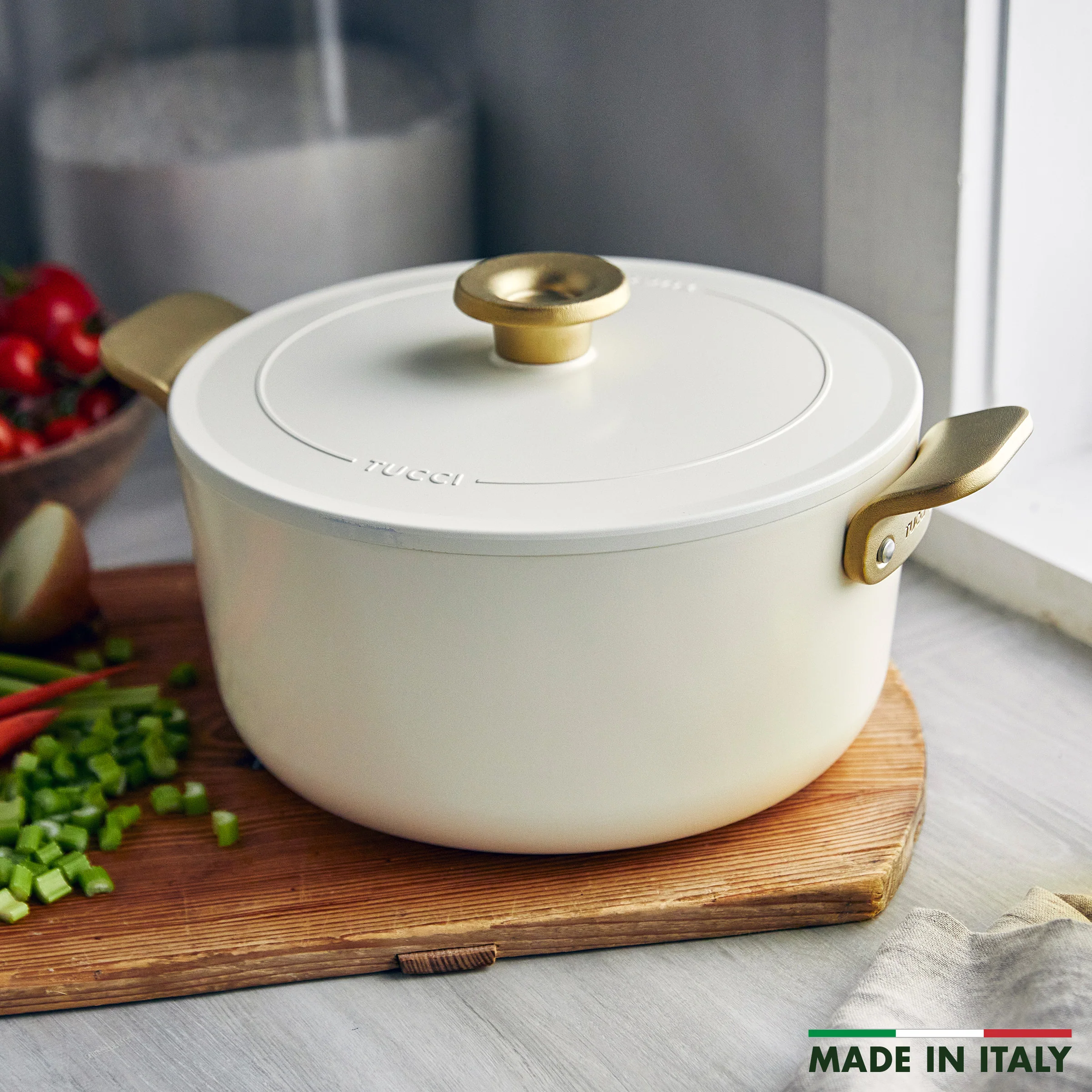 Stanley Tucciâ„¢ Ceramic Nonstick 6.5-Quart Dutch Oven | Carrara White - Image 3
