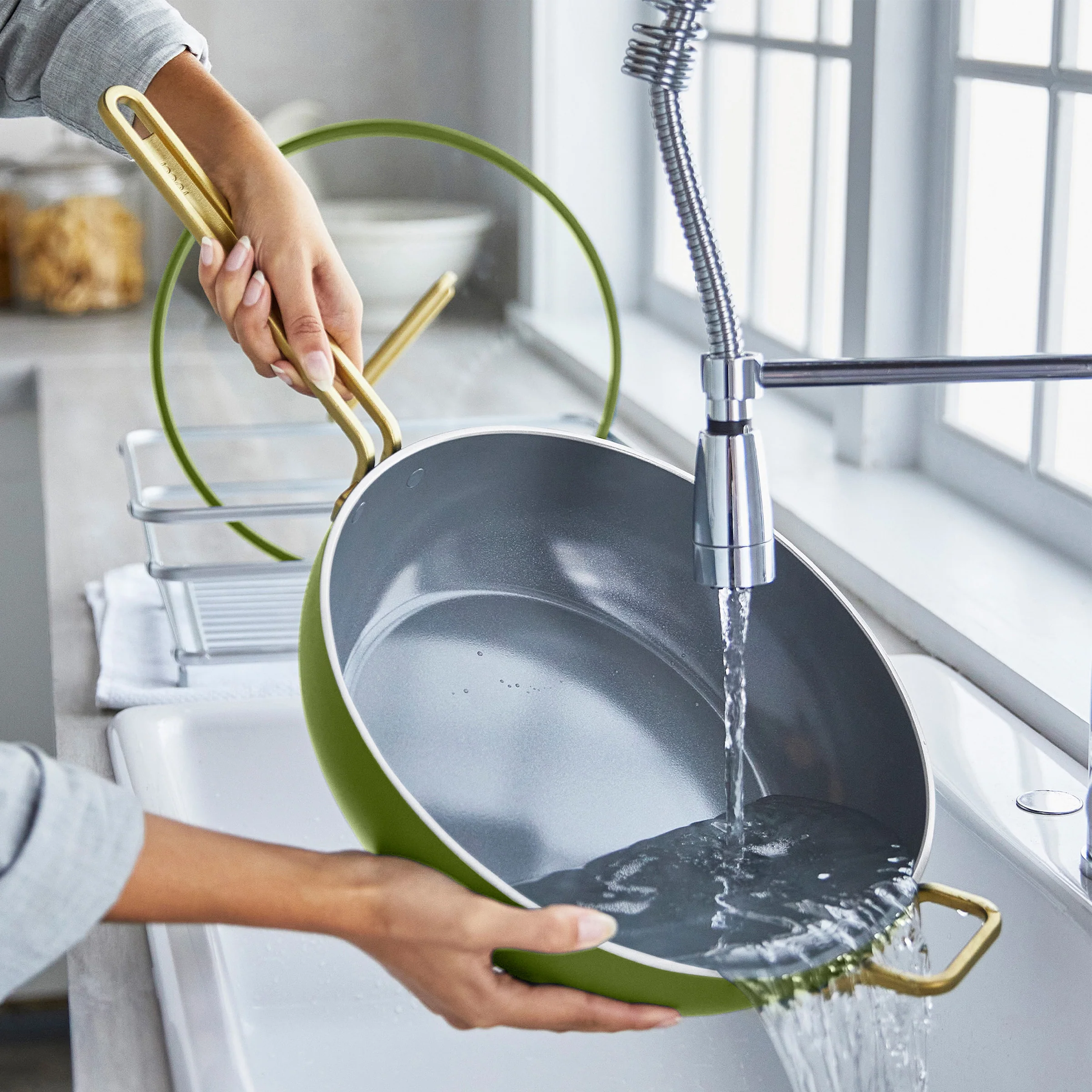 Stanley Tucci™ Ceramic Nonstick 6.5-Quart Essential Stanley Pan | Tuscan Olive - Image 13