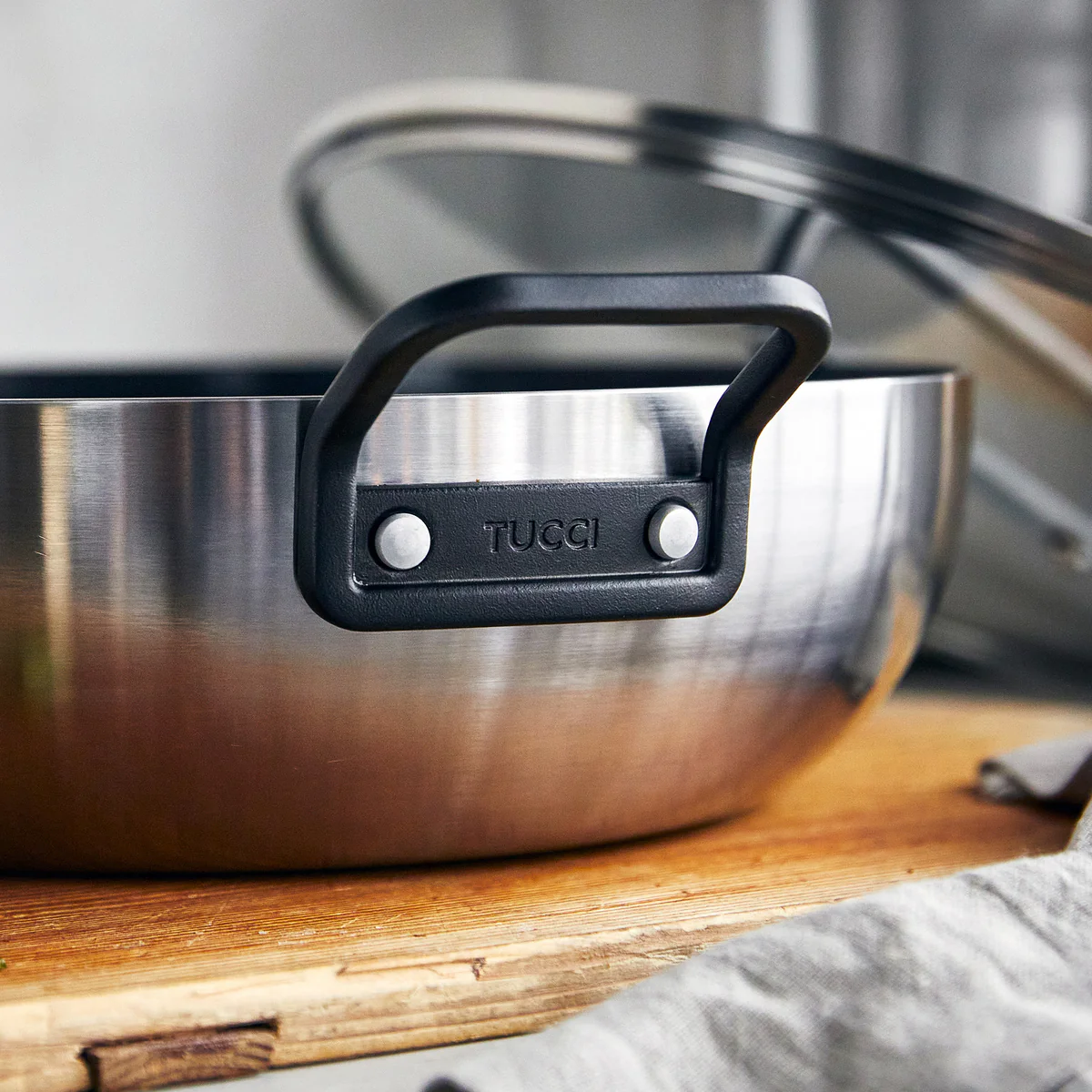 Stanley Tucci™ Stainless Steel Ceramic Nonstick 6.5-Quart Essential Stanley Pan with Lid | Black Handle - Image 7