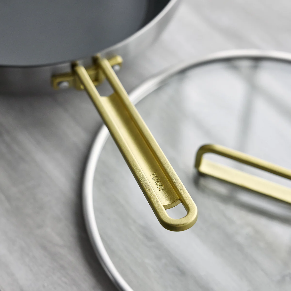 Stanley Tucci™ Stainless Steel Ceramic Nonstick 6.5-Quart Essential Stanley Pan with Lid | Champagne Handle - Image 9