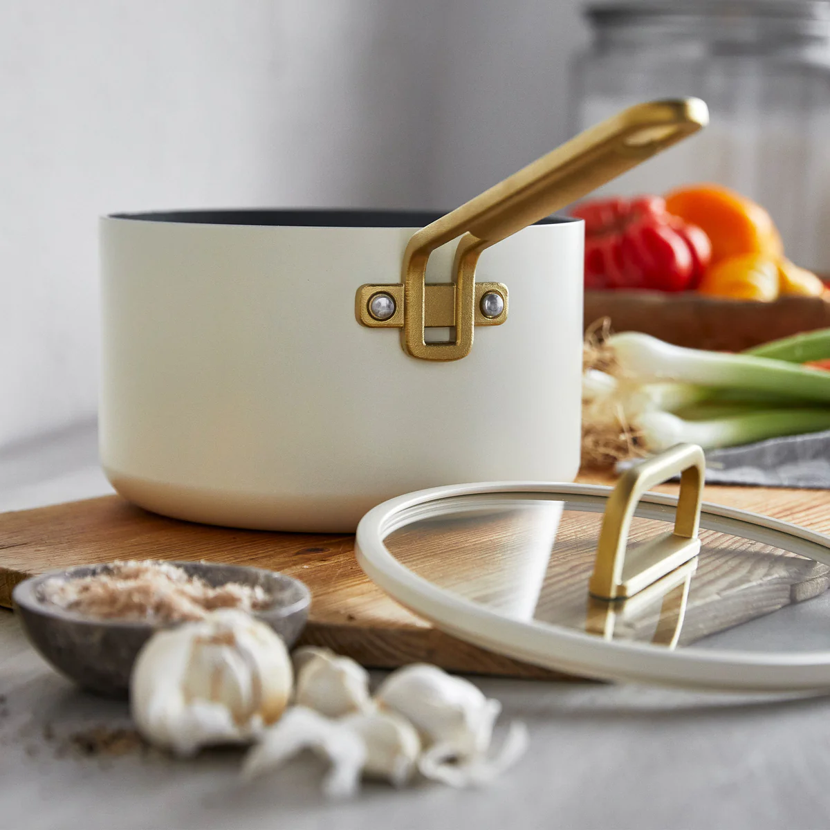 Stanley Tucci™ Ceramic Nonstick 4-Quart Saucepan with Lid | Carrara White - Image 4