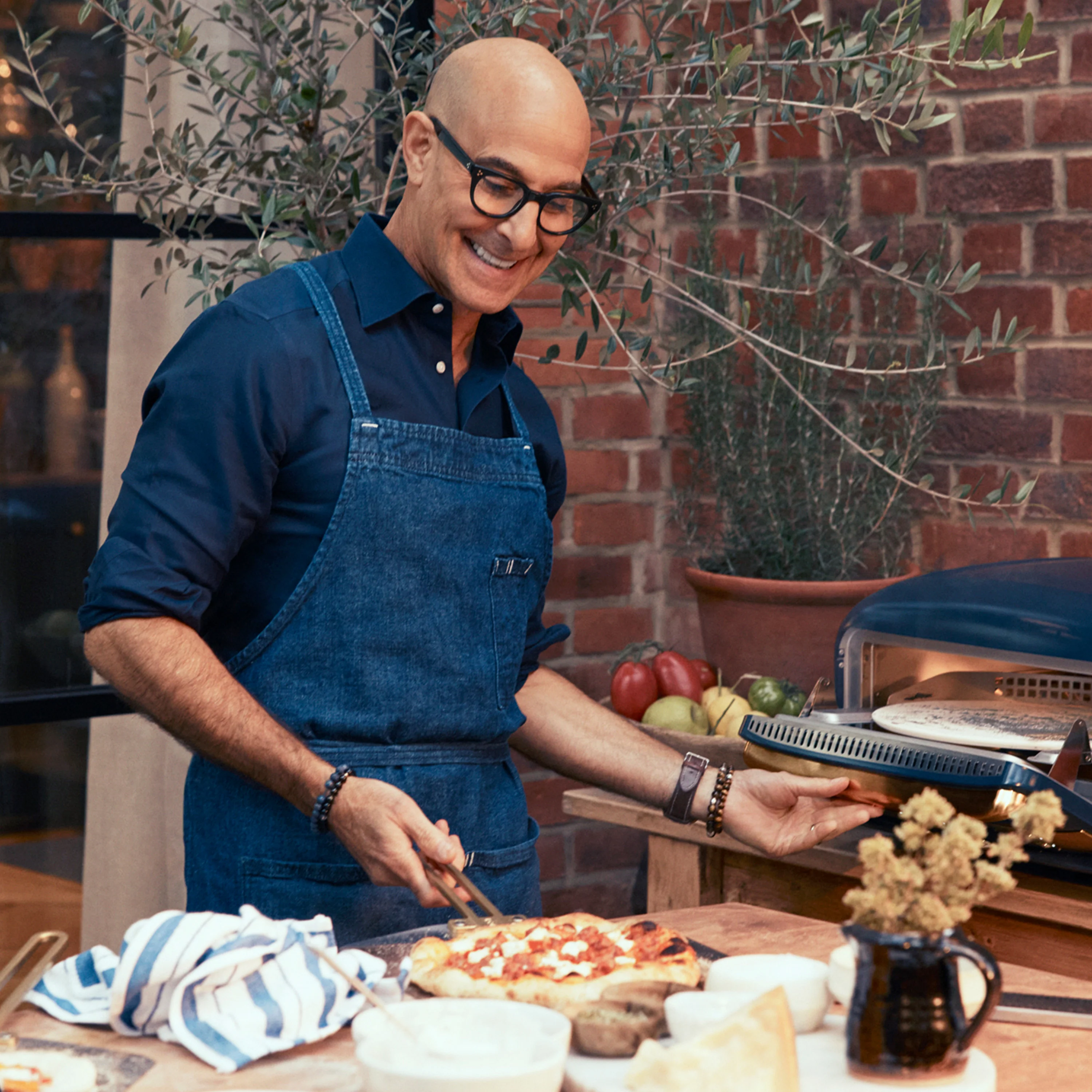 Stanley Tucci™ Indoor and Outdoor Pizza Oven | Marino Blue - Image 4