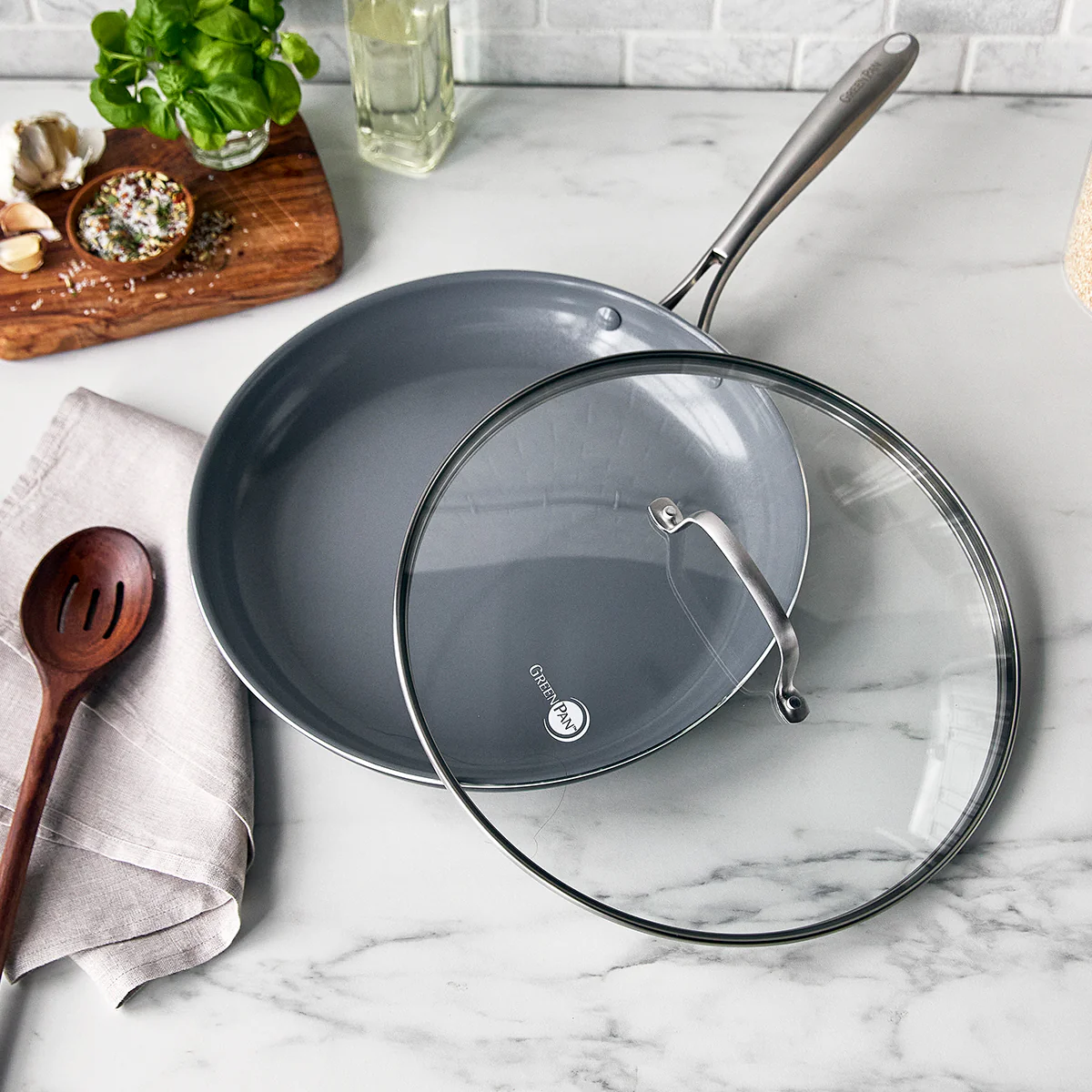 Swift Ceramic Nonstick 12" Frypan with Lid - Image 6