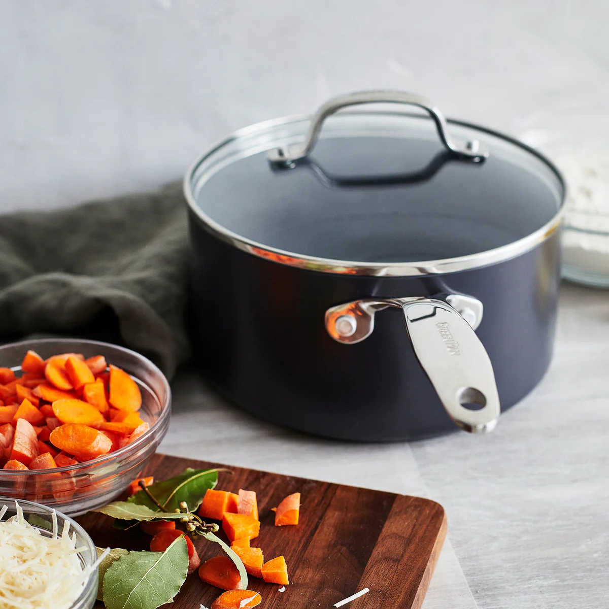 Valencia Pro Ceramic Nonstick 13-Piece Cookware Set - Image 11