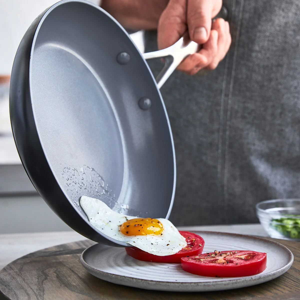 Valencia Pro Ceramic Nonstick 10" and 12" Frypan Set - Image 9