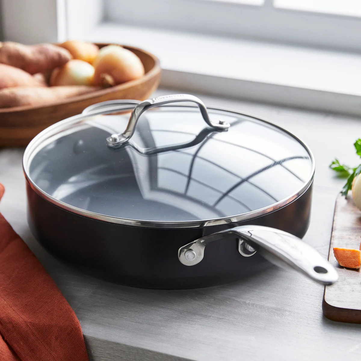 Valencia Pro Ceramic Nonstick 4.5-Quart Sauté Pan with Lid - Image 3