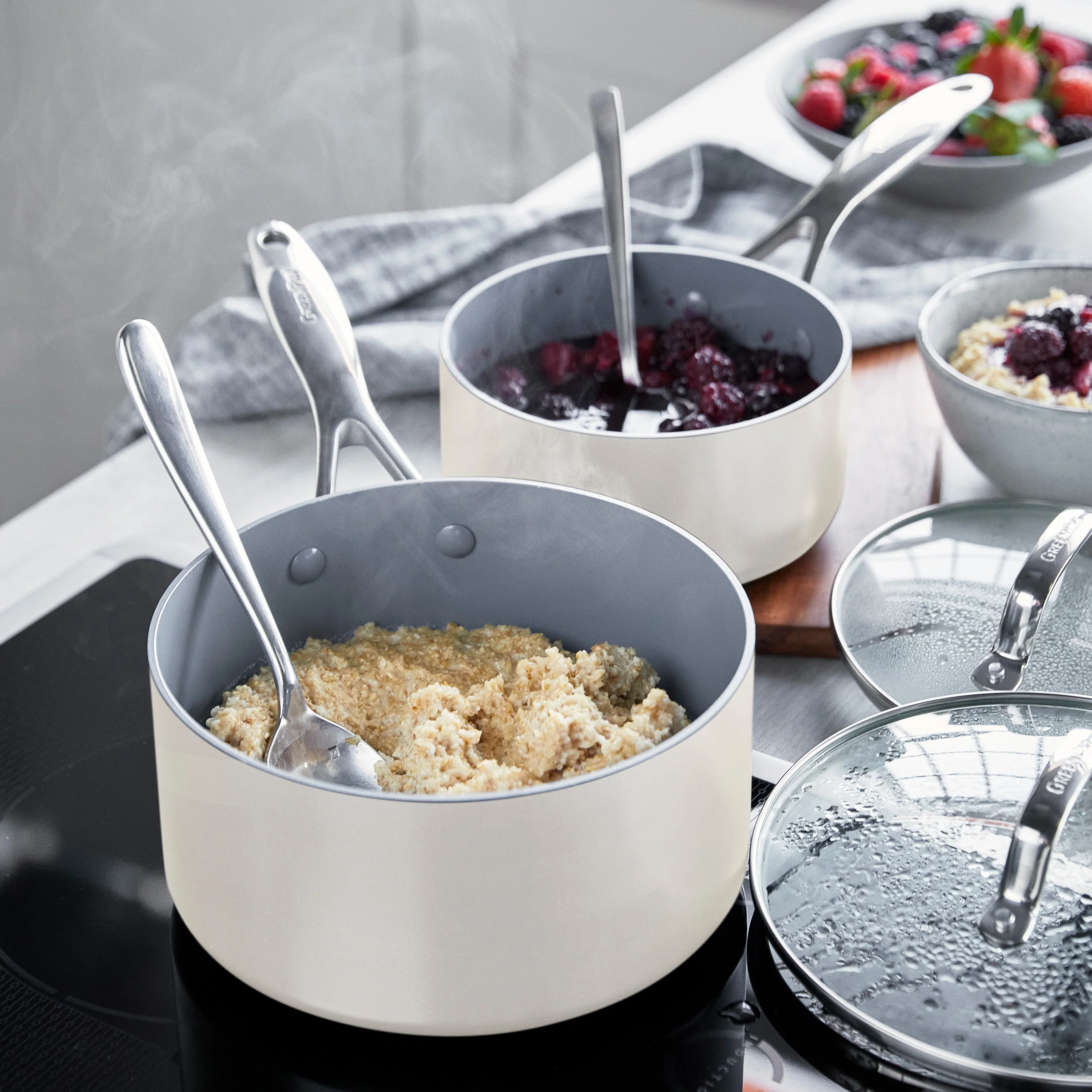 Valencia Pro Ceramic Nonstick 1.5-Quart and 3-Quart Saucepan Set with Lids | Cream - Image 8