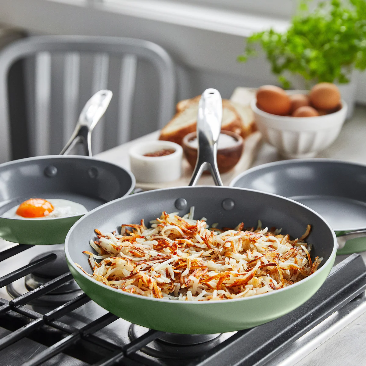 Valencia Pro Ceramic Nonstick 8", 9.5", and 11" Frypan Set | Sage - Image 7