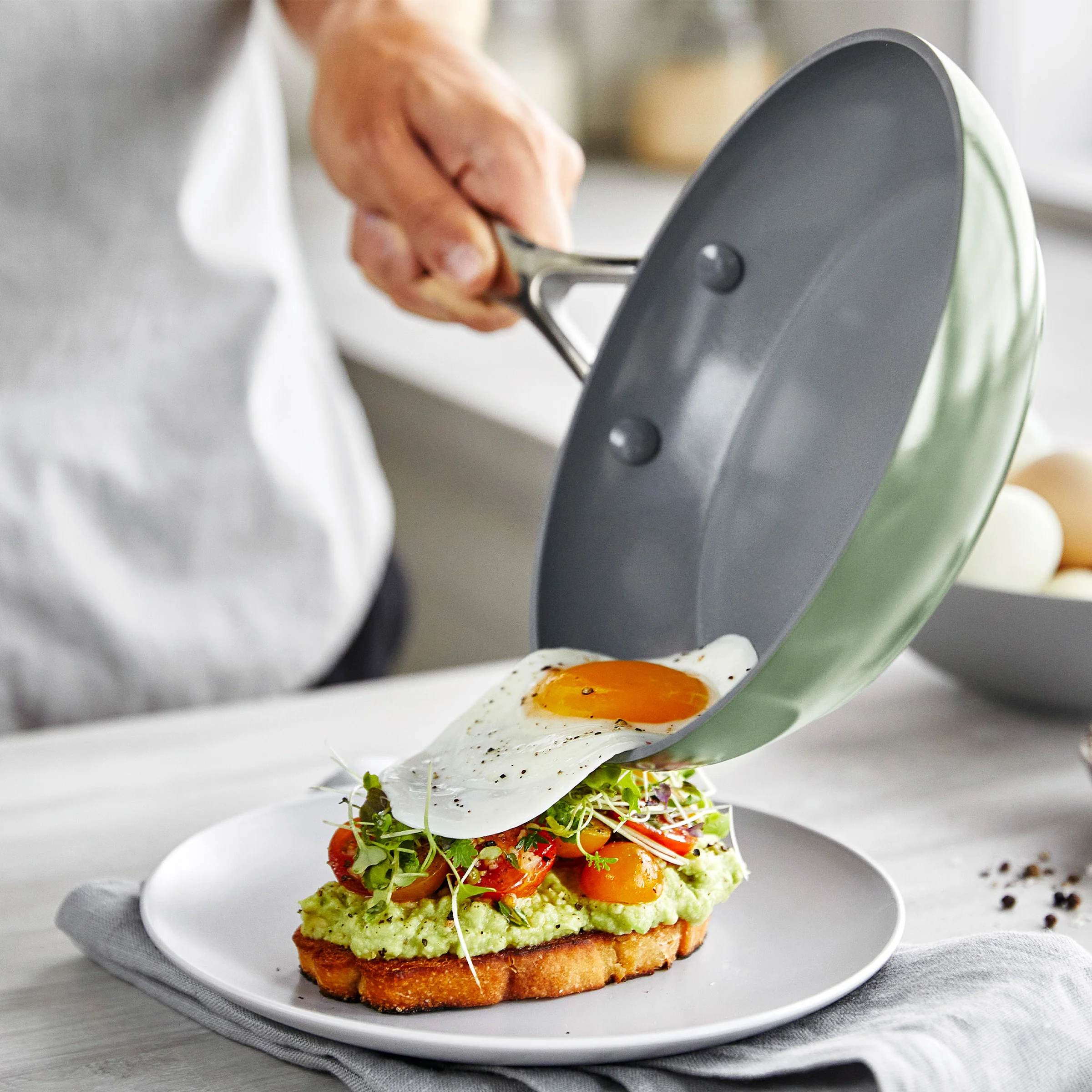 Valencia Pro Ceramic Nonstick 9.5" and 11" Frypan Set | Sage - Image 4